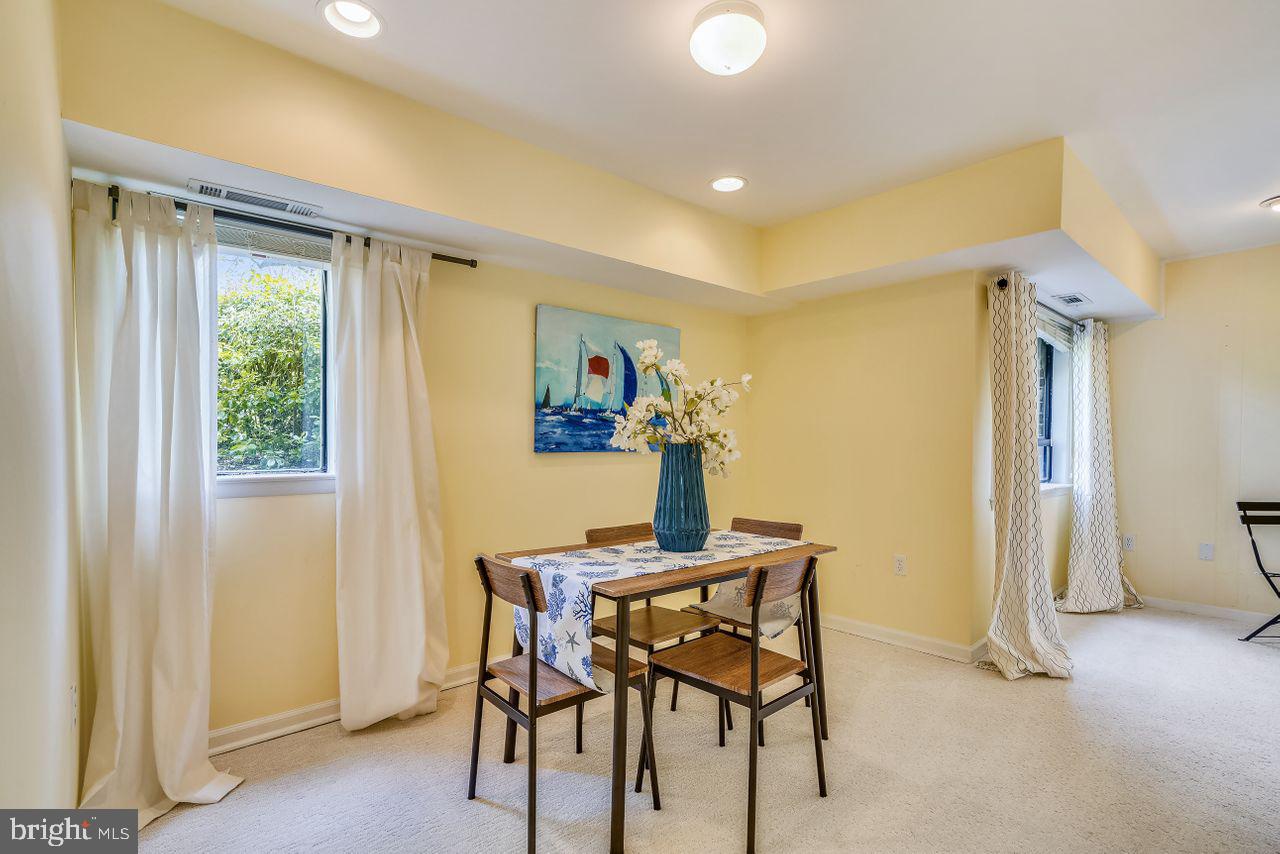 FAIRWINDS ON SEVERN - Residential