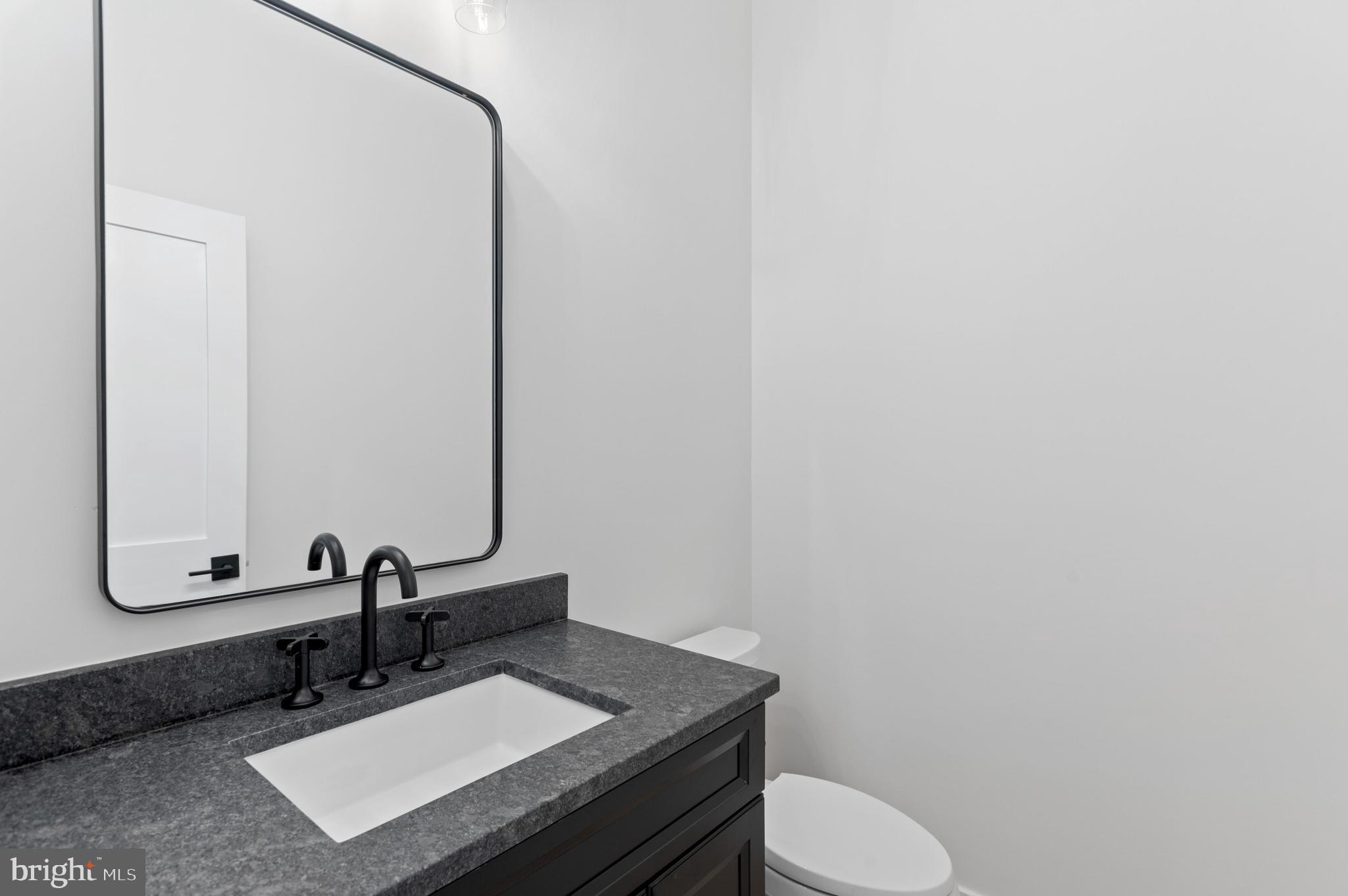 KENWOOD PARK - Residential