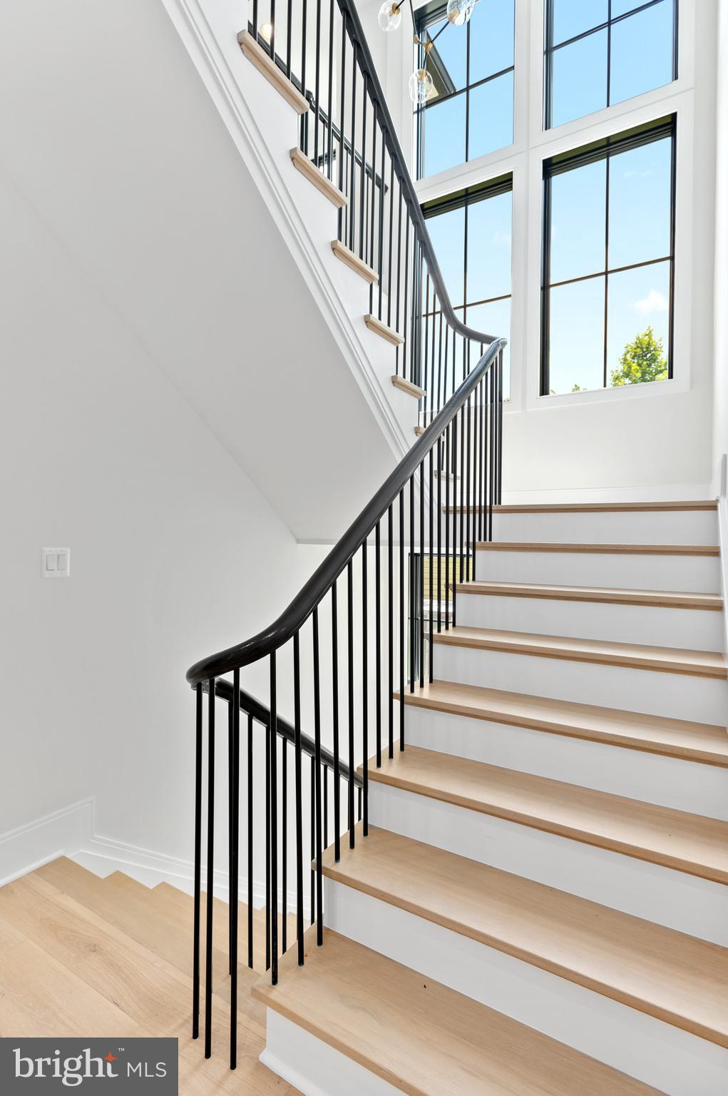 KENWOOD PARK - Residential