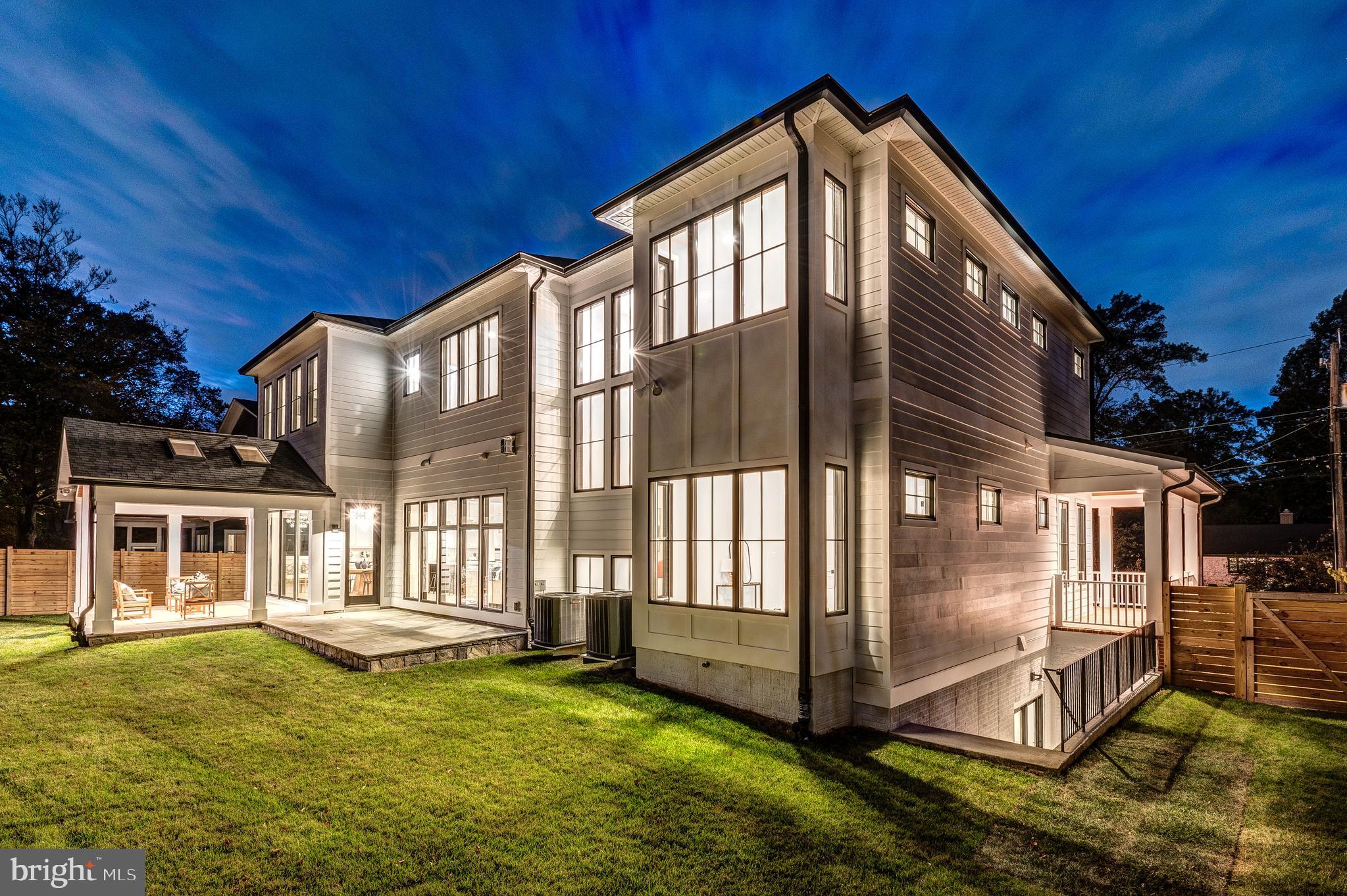 KENWOOD PARK - Residential