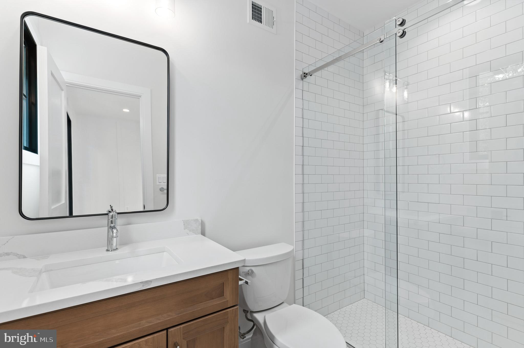 KENWOOD PARK - Residential