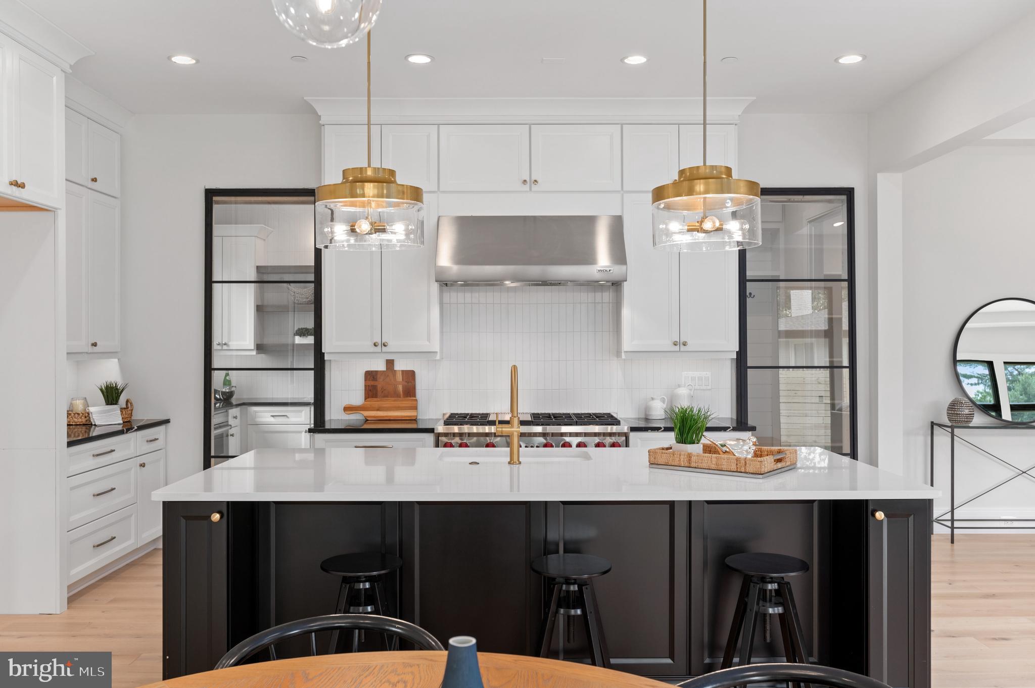 KENWOOD PARK - Residential