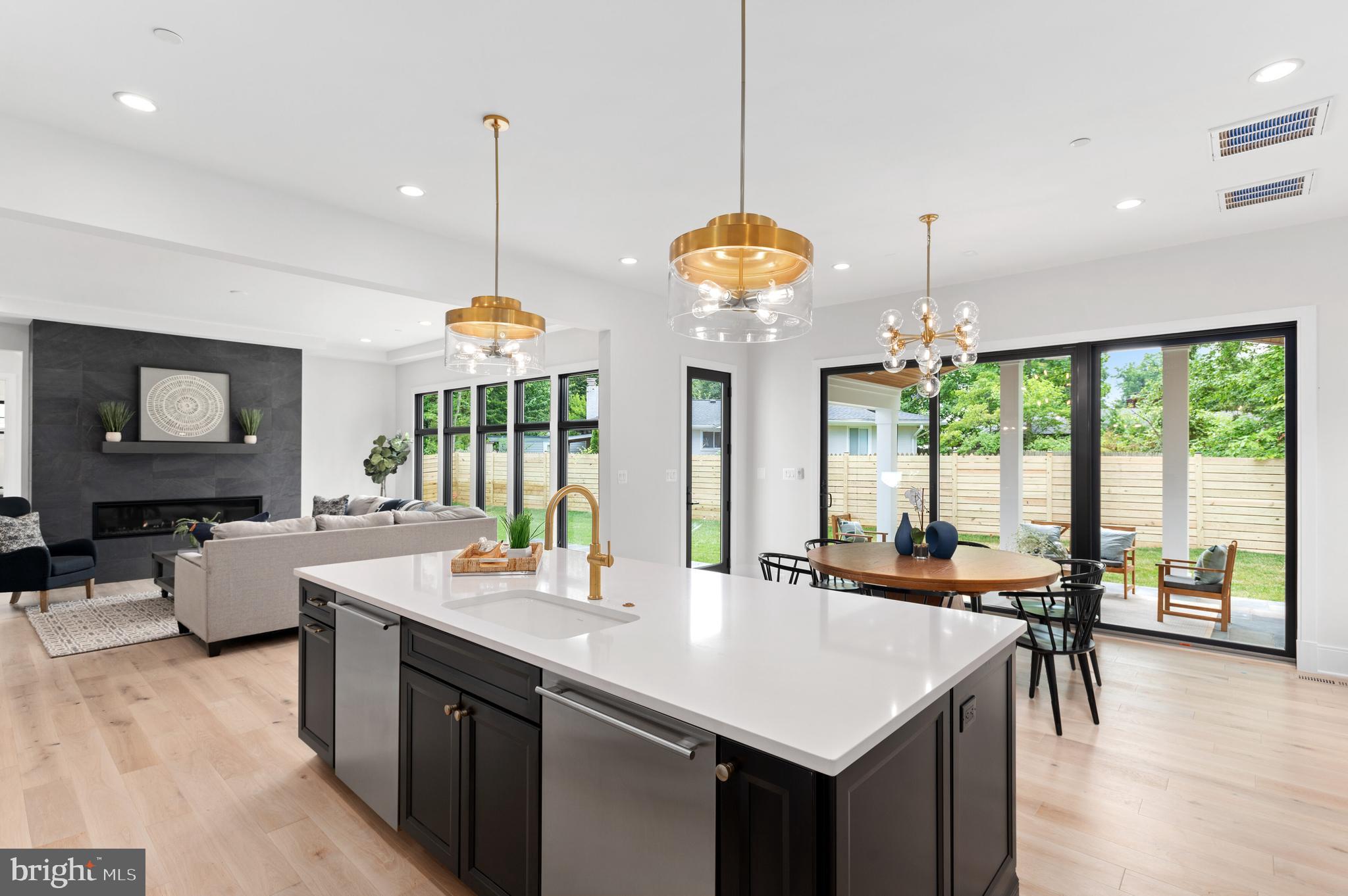 KENWOOD PARK - Residential