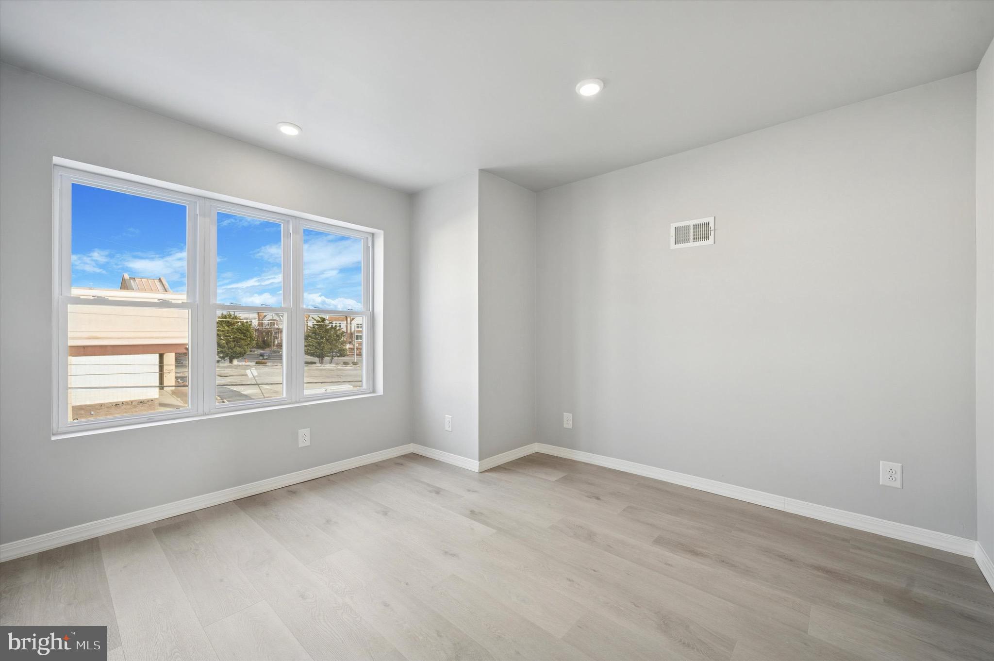 EASTWICK - Residential