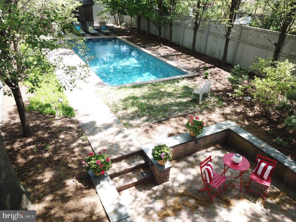 CHESTERTOWN - Residential