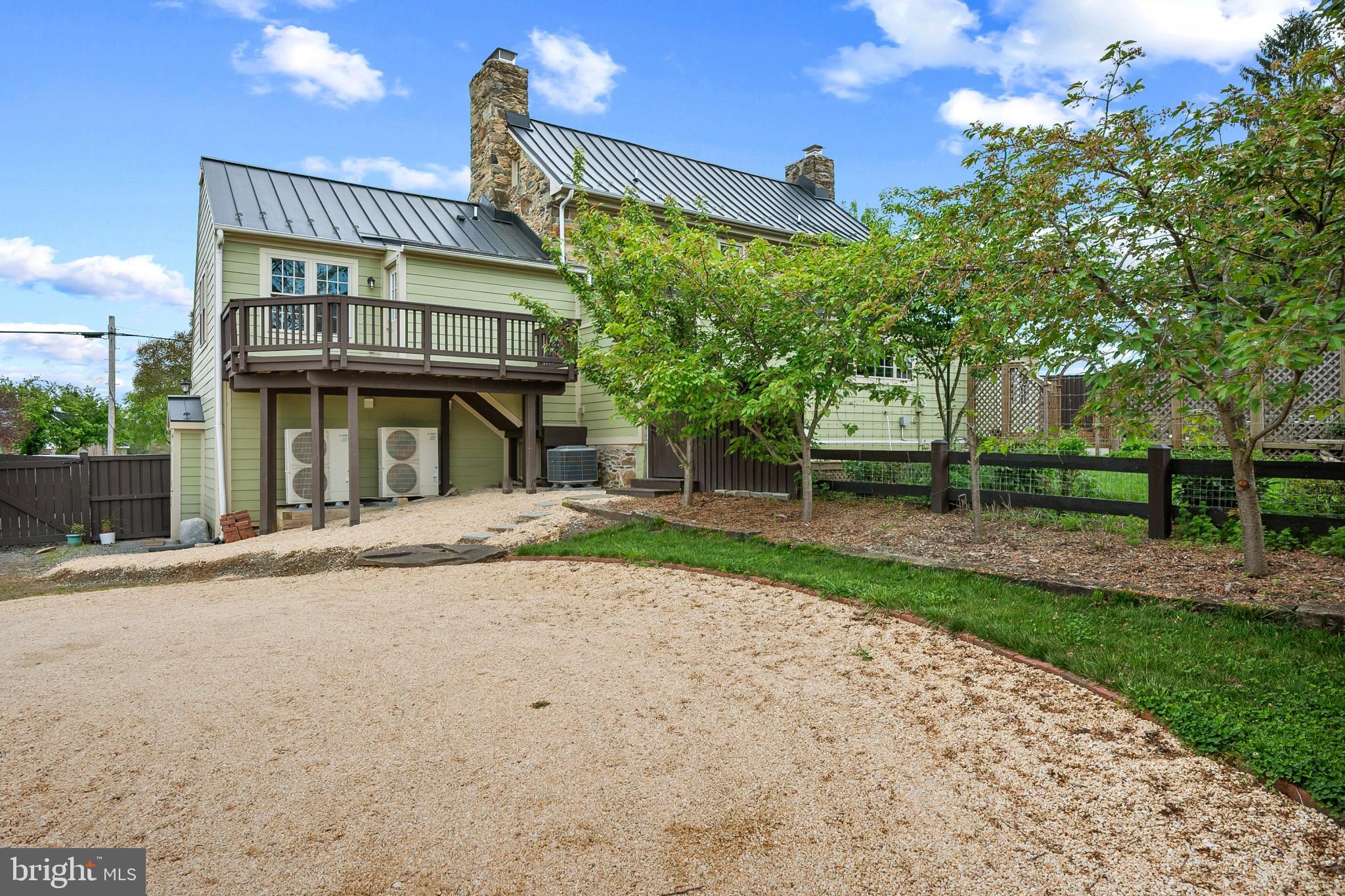 BLOOMFIELD - Residential