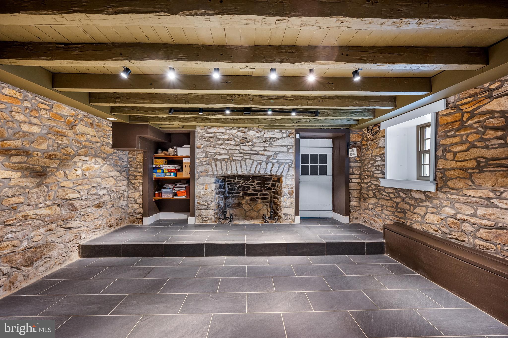 BLOOMFIELD - Residential