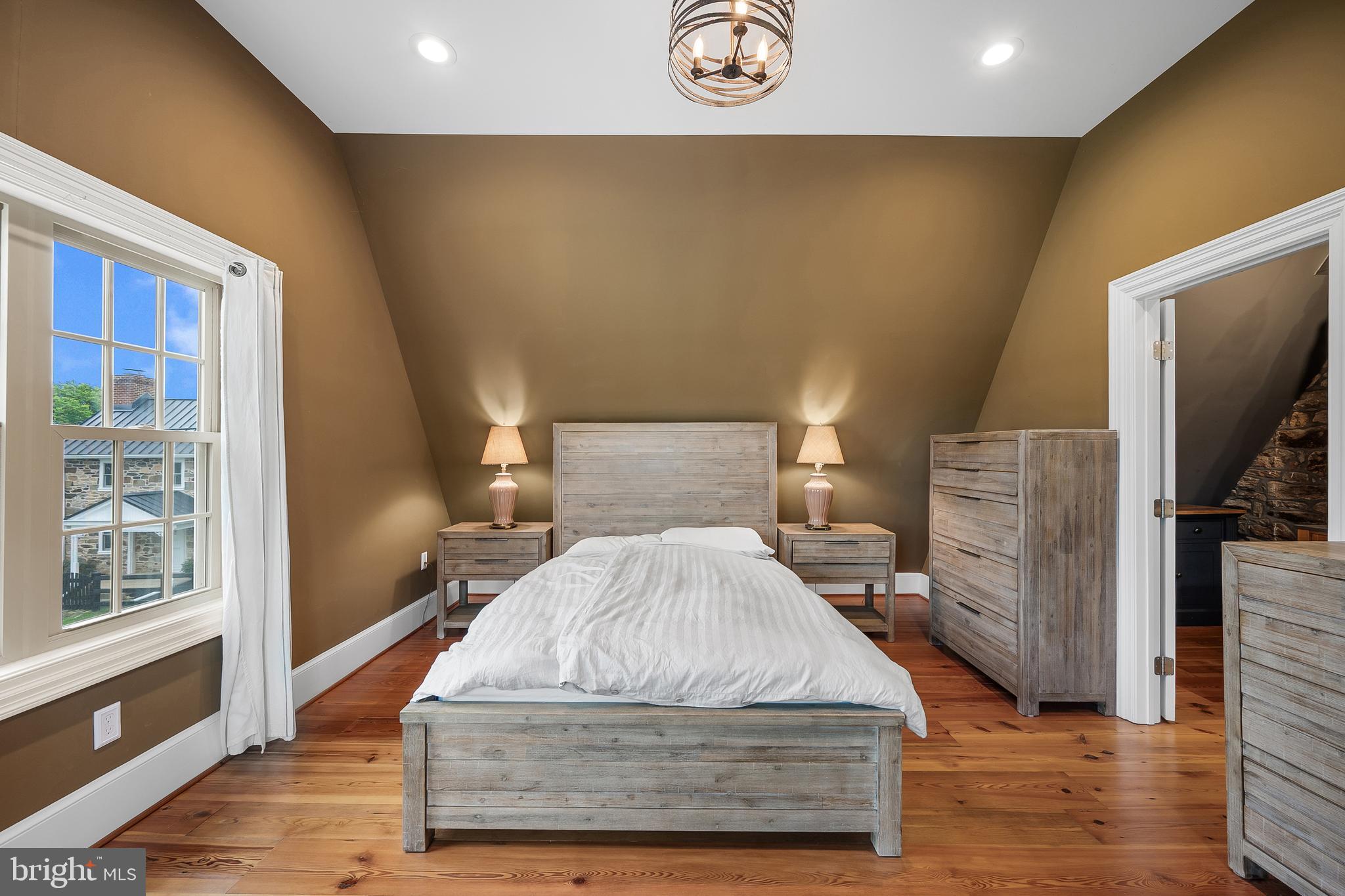 BLOOMFIELD - Residential