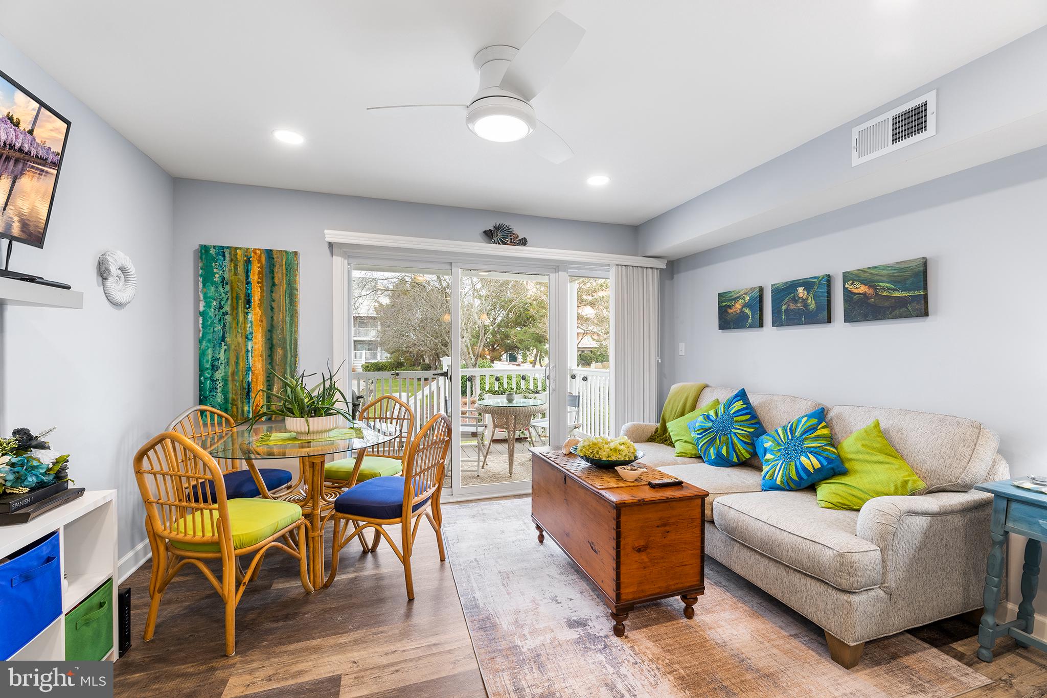 HIDDEN HARBOR - Residential