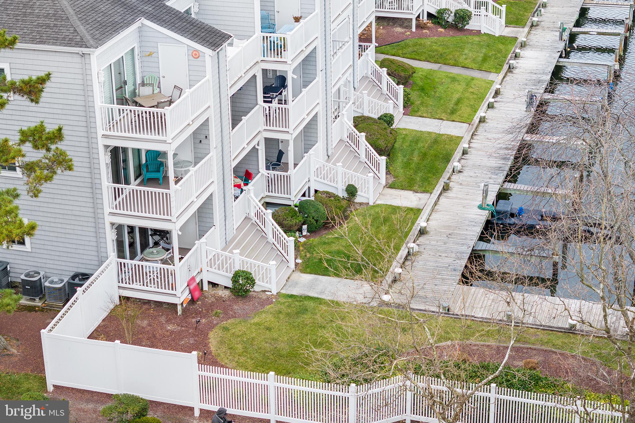 HIDDEN HARBOR - Residential