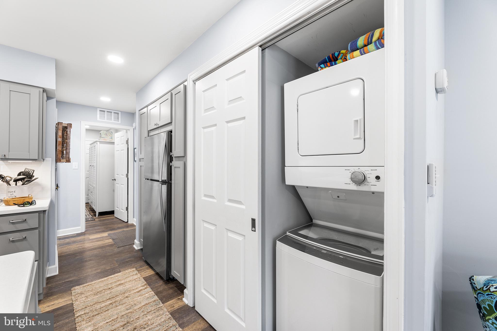 HIDDEN HARBOR - Residential