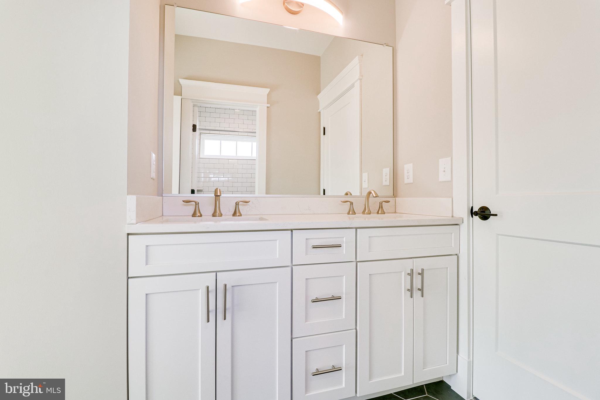 COBBDALE - Residential