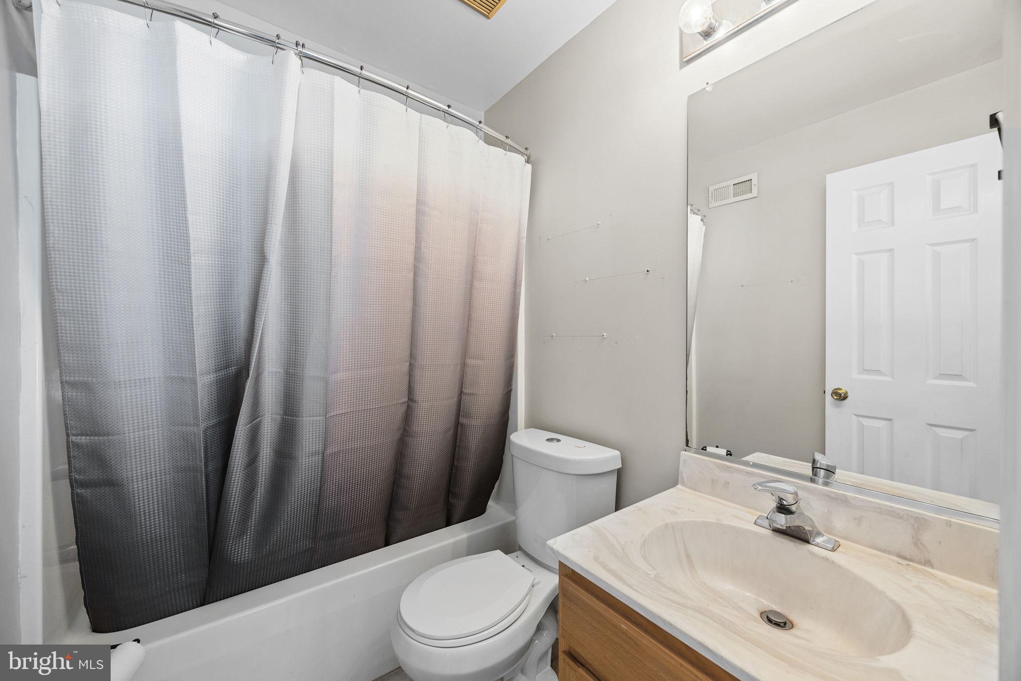 BRIAR RUN - Residential