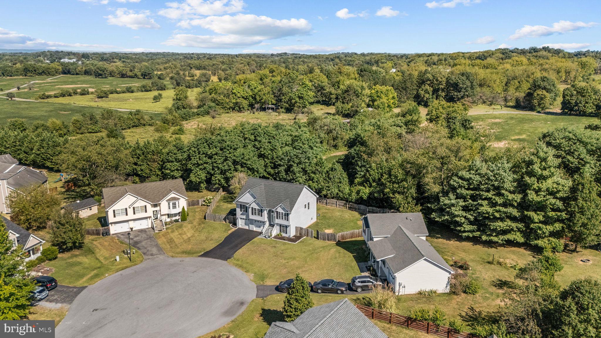 BRIAR RUN - Residential