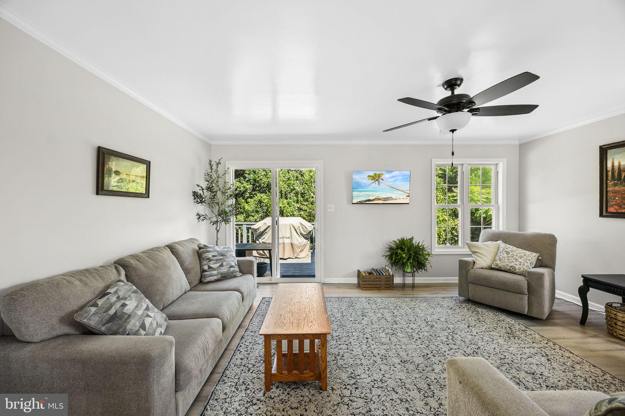 BRIAR RUN - Residential