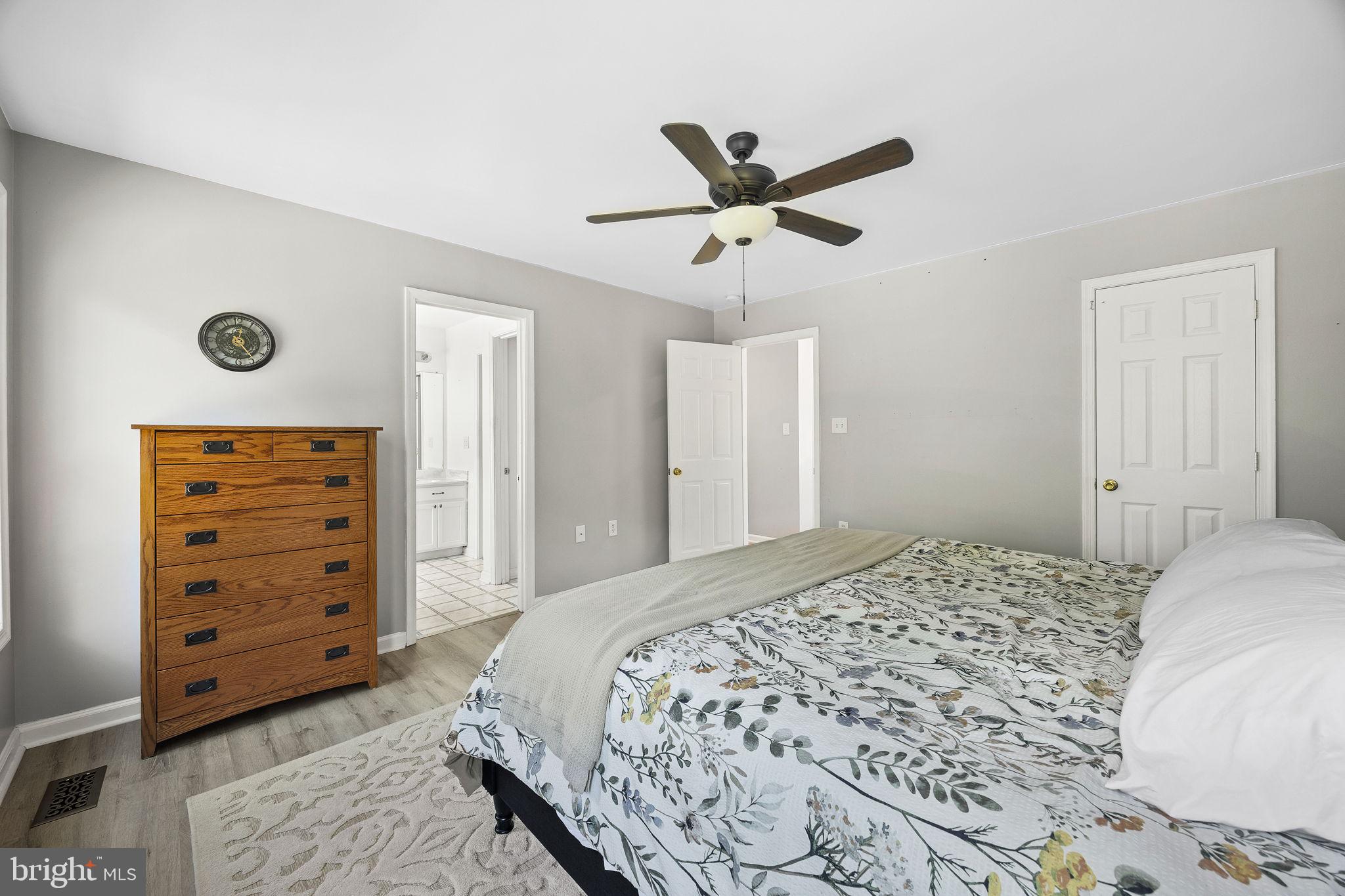 BRIAR RUN - Residential