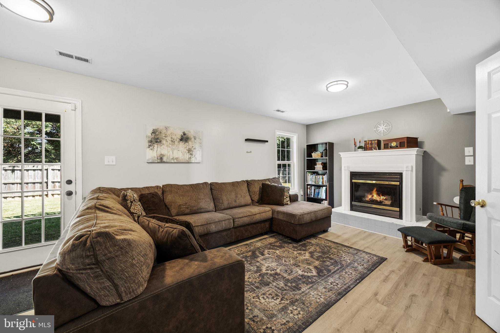 BRIAR RUN - Residential