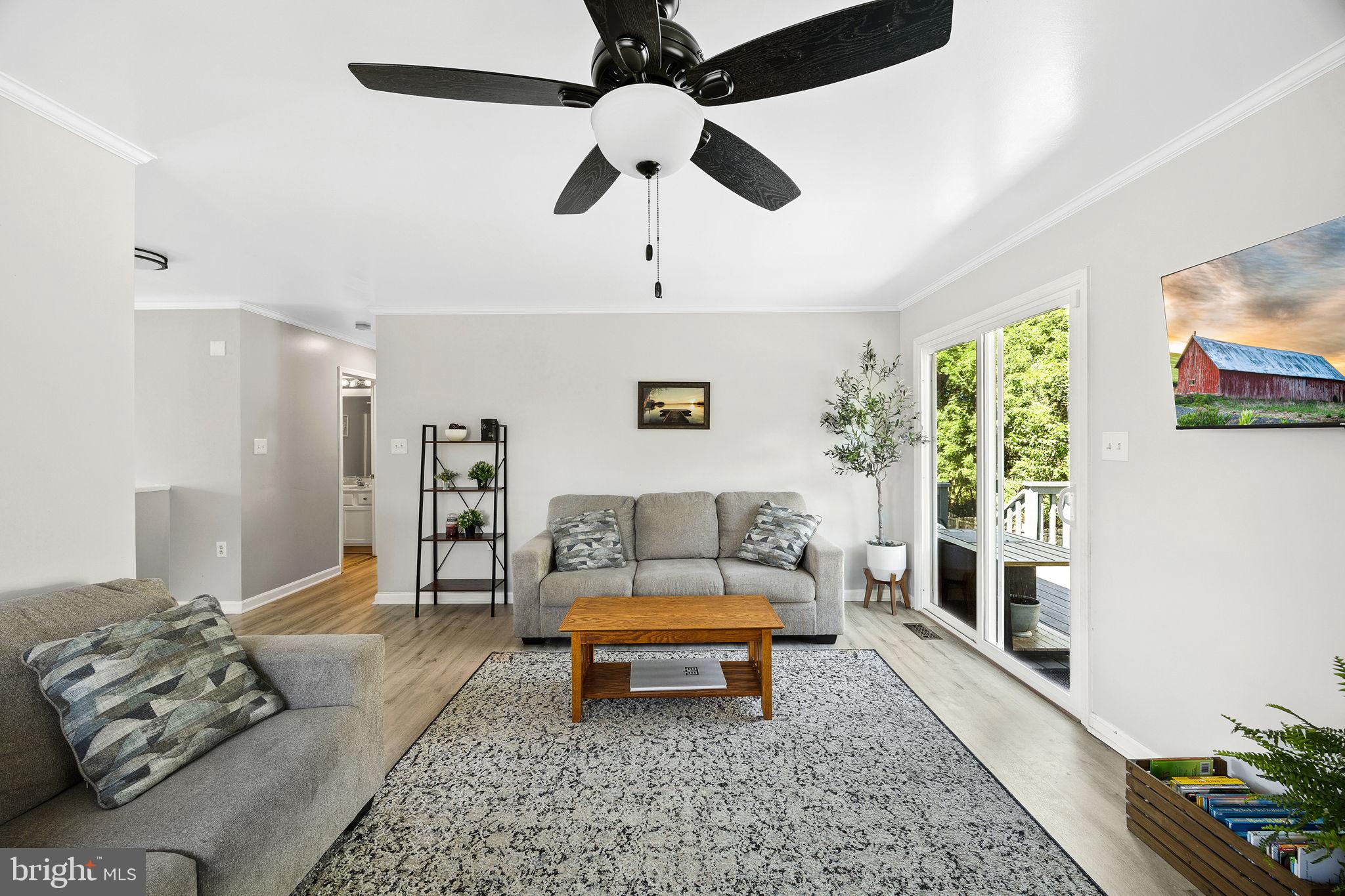 BRIAR RUN - Residential