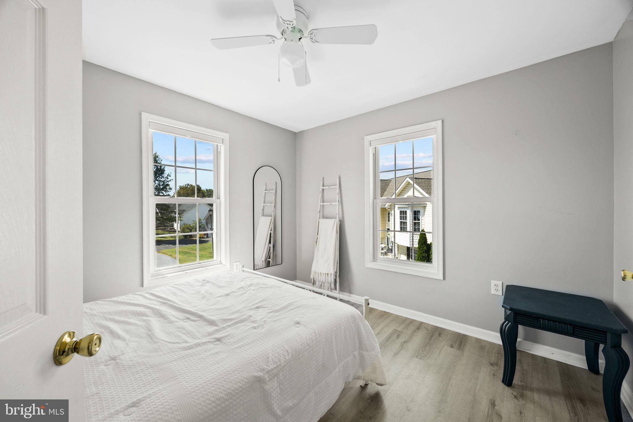 BRIAR RUN - Residential