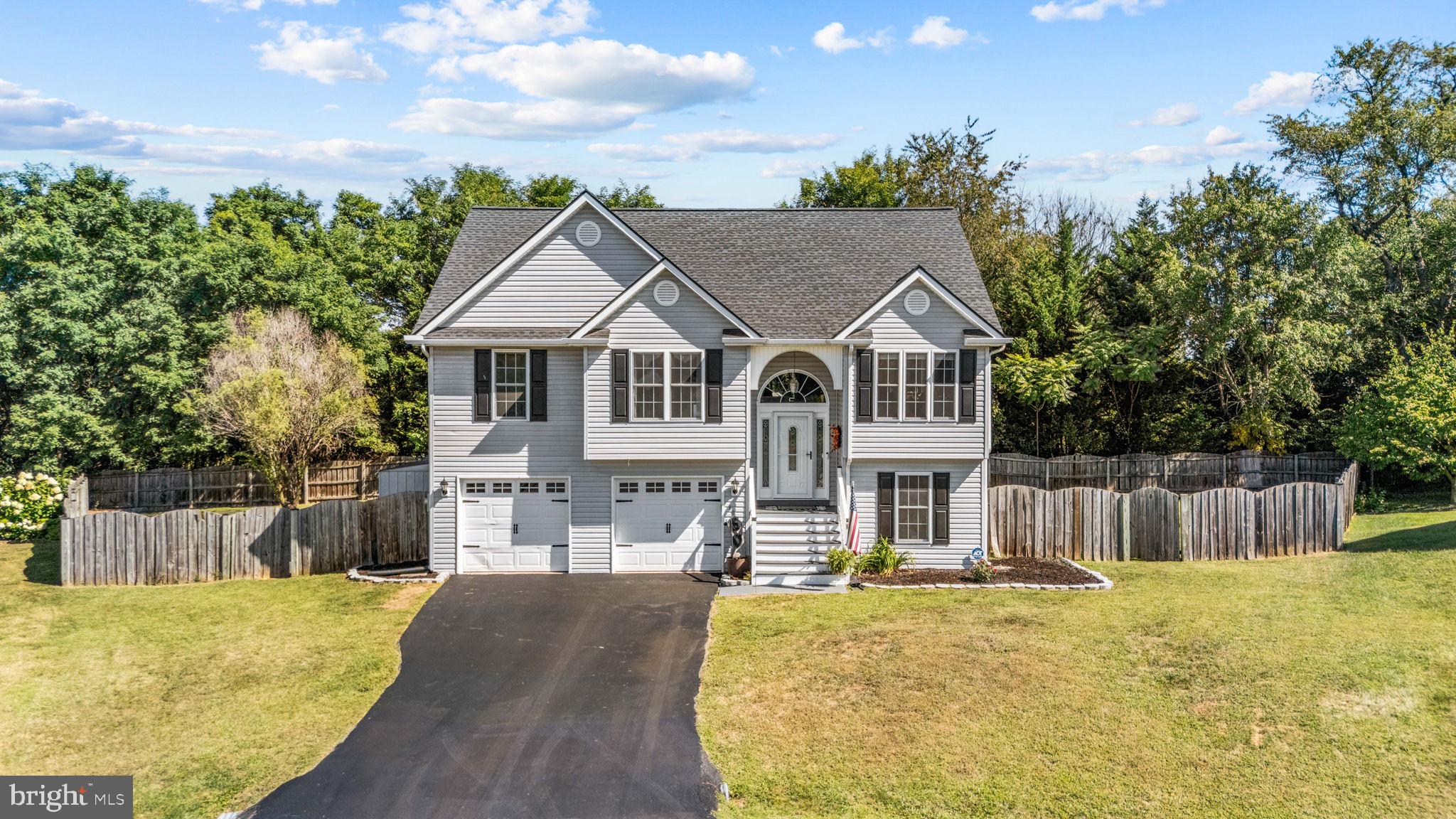 BRIAR RUN - Residential