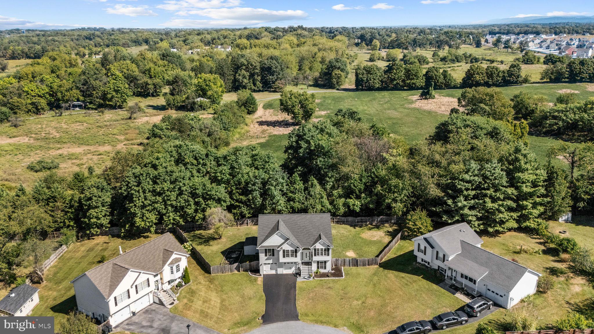 BRIAR RUN - Residential