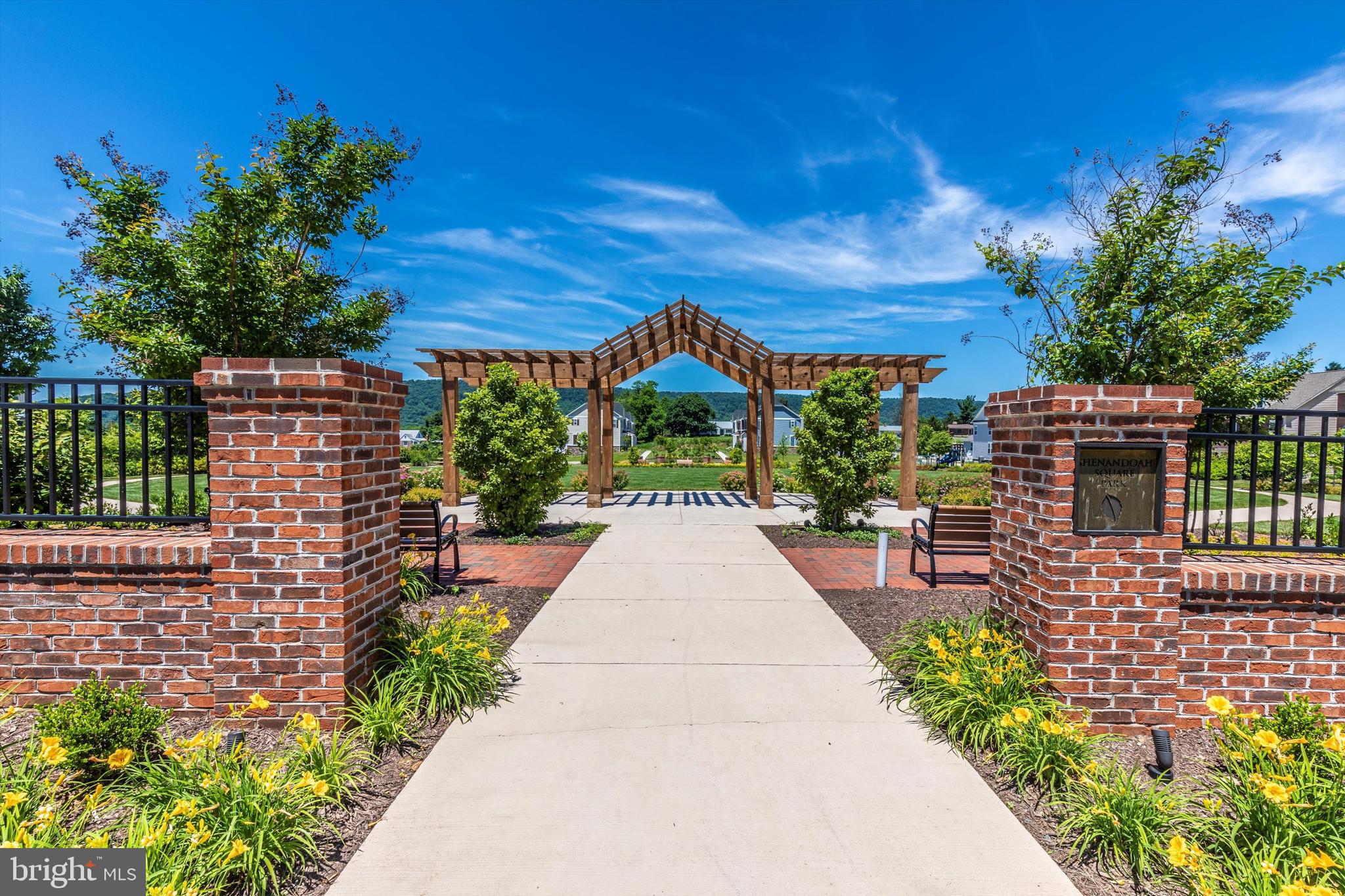 BRUNSWICK CROSSING - Residential