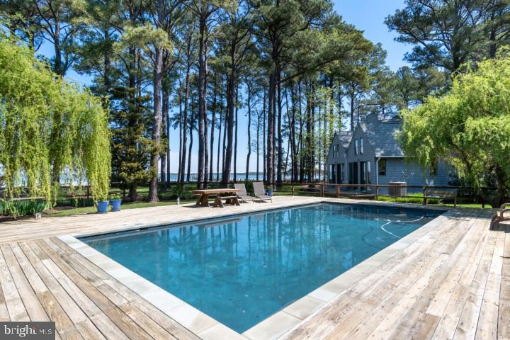 BRANNOCK COVE - Residential