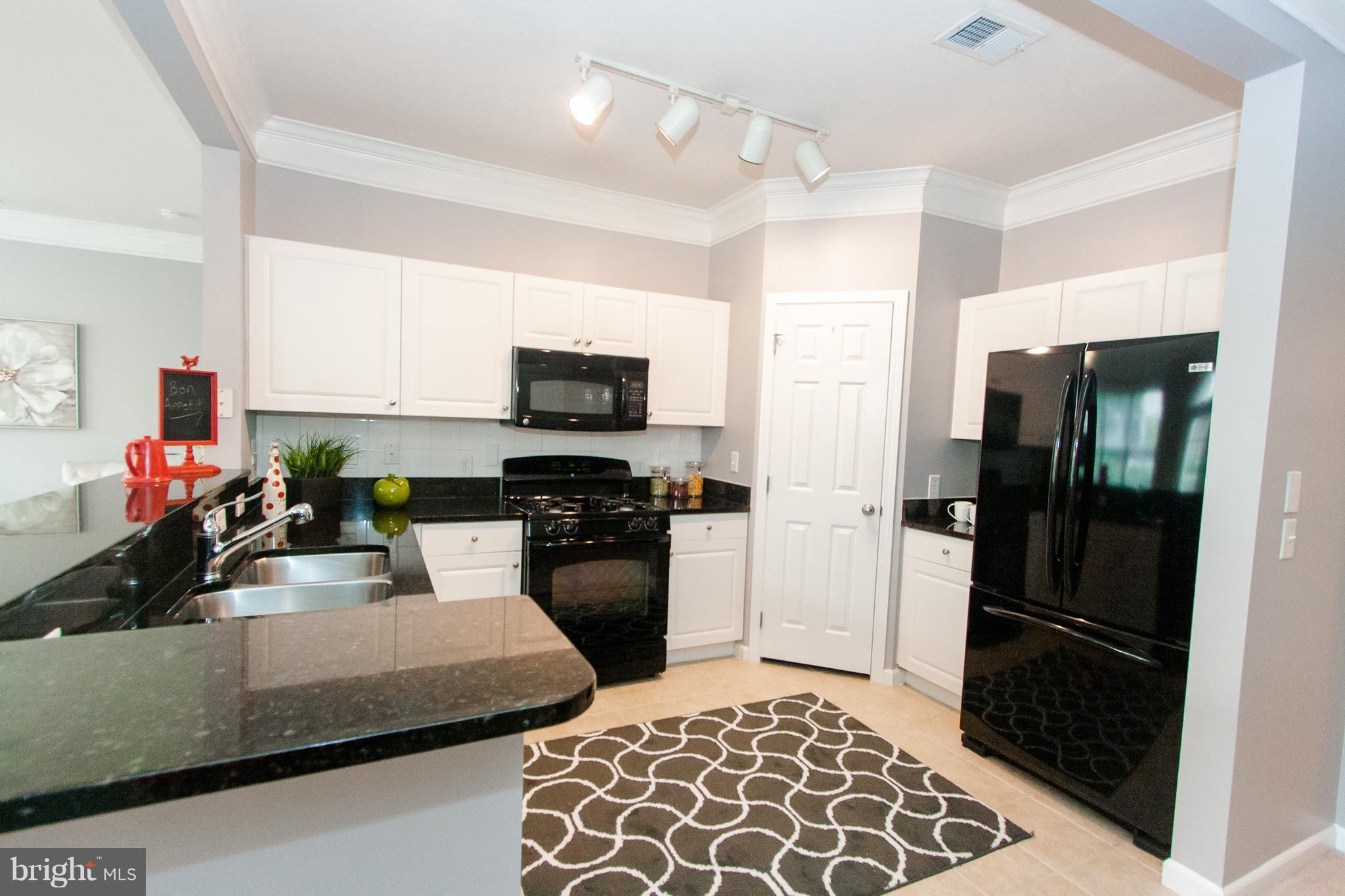 WESTCHESTER AT STRATFORD - Residential