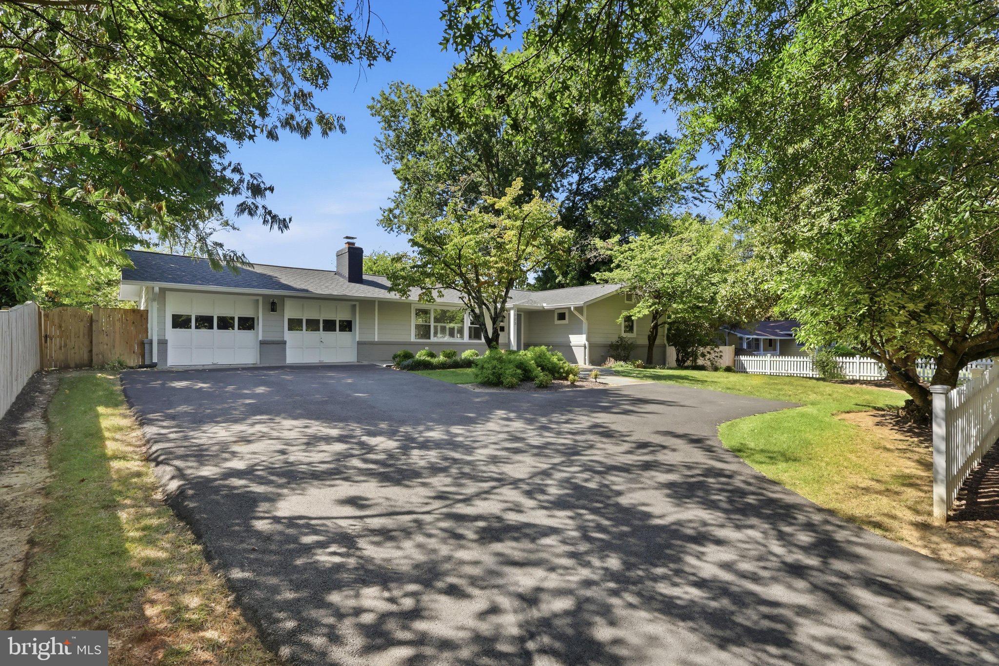 1003 COLLINGWOOD ROAD