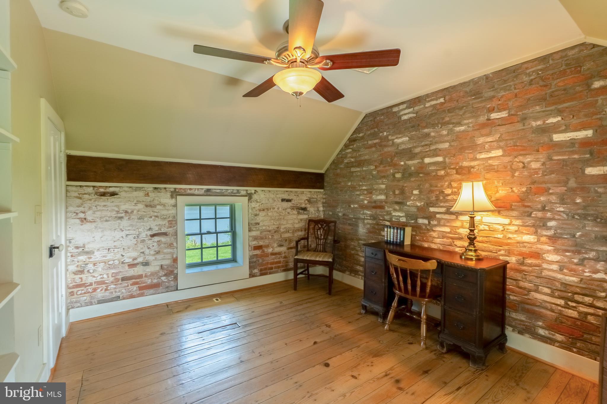 PRESQUILE - Residential Lease