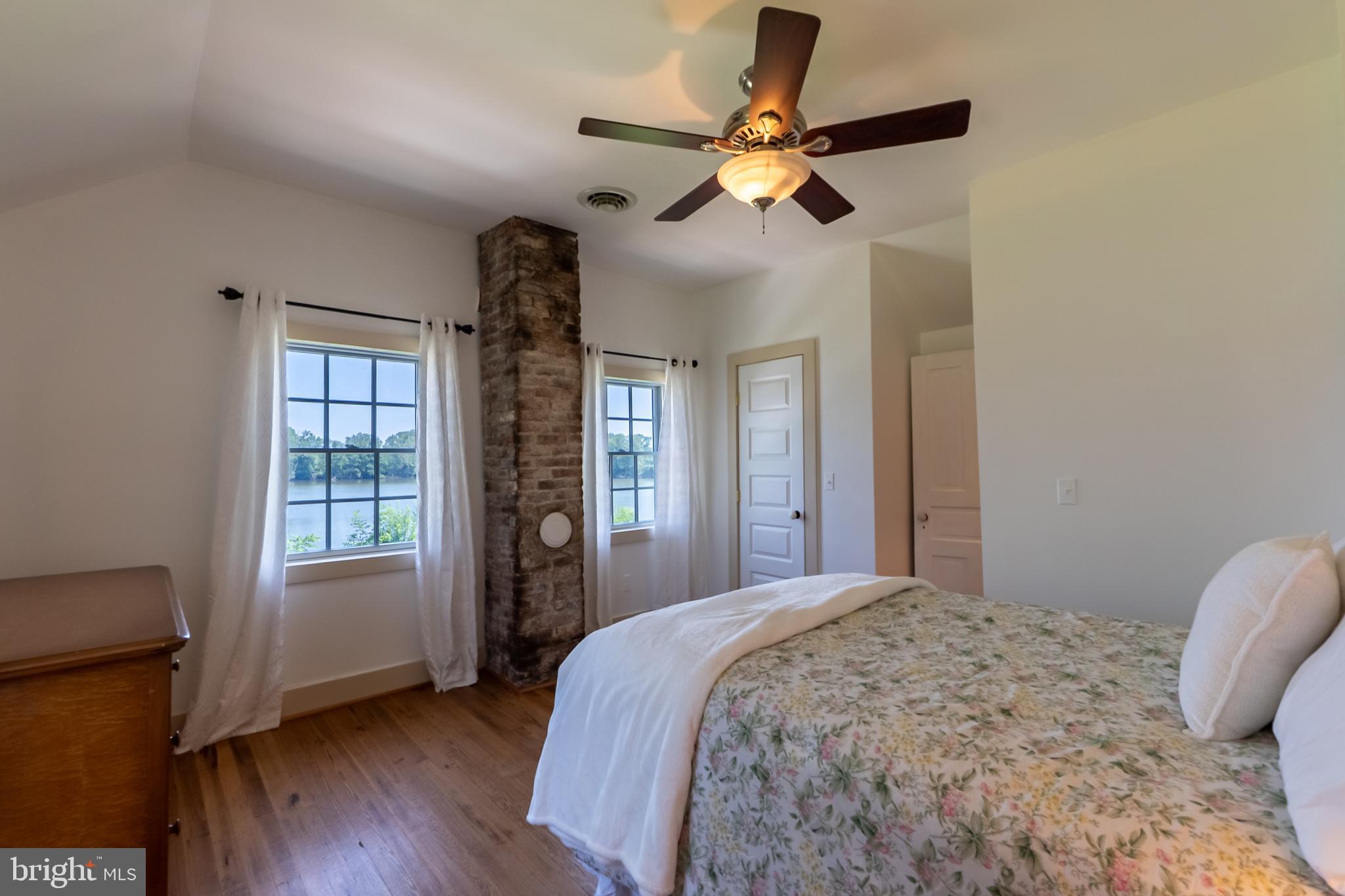 PRESQUILE - Residential Lease