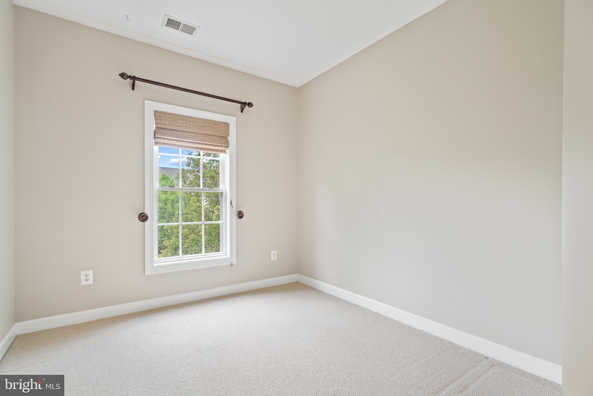 LAKELANDS - Residential