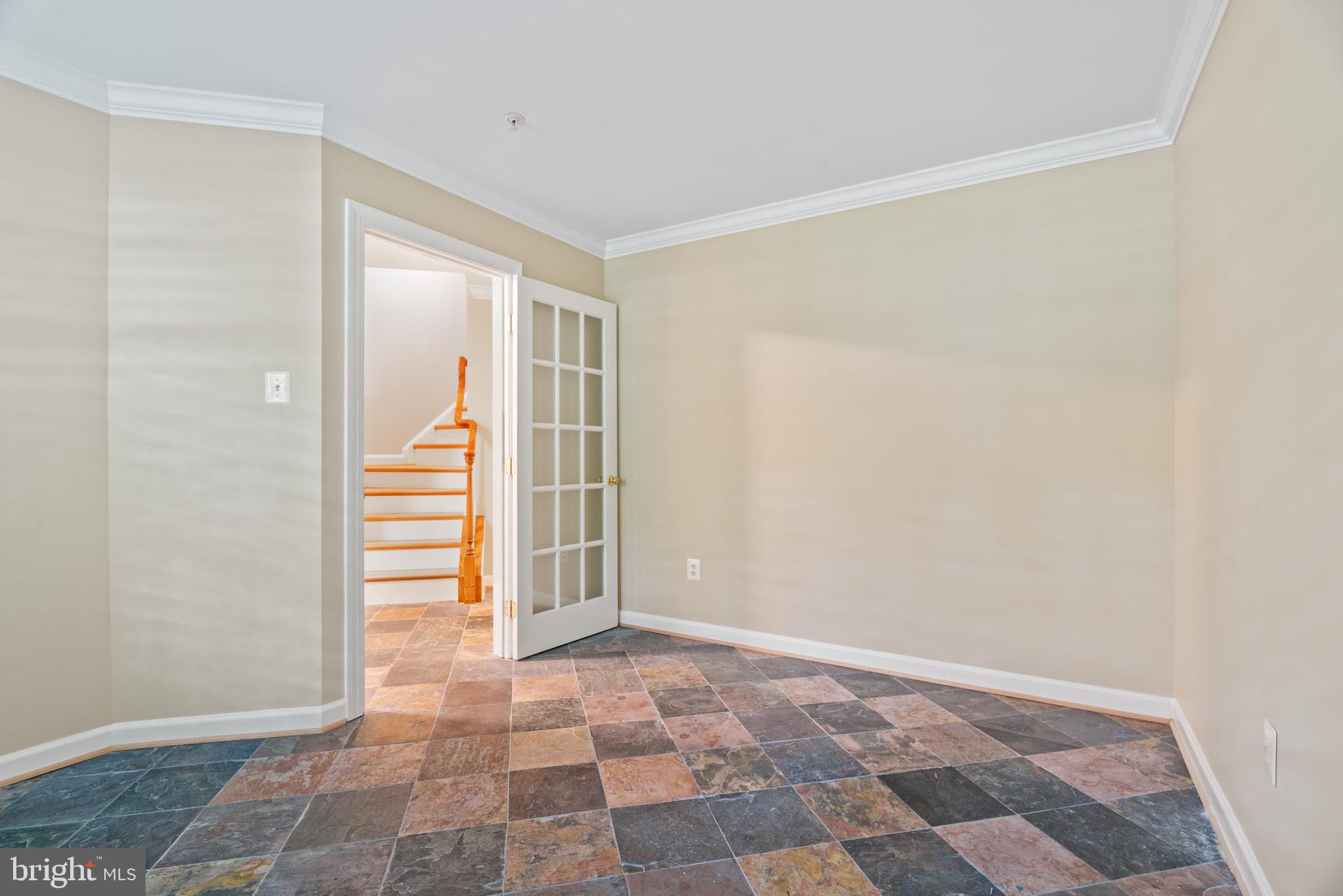 LAKELANDS - Residential