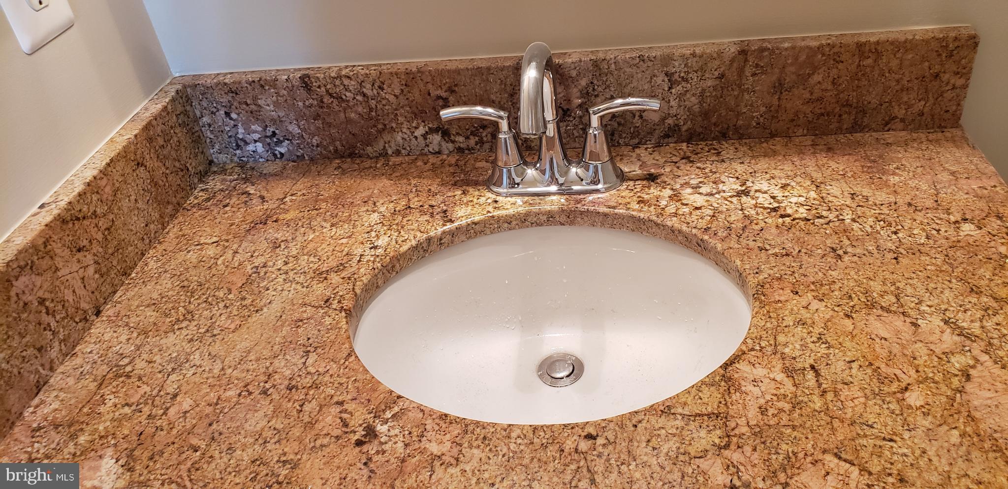 LAKELANDS - Residential