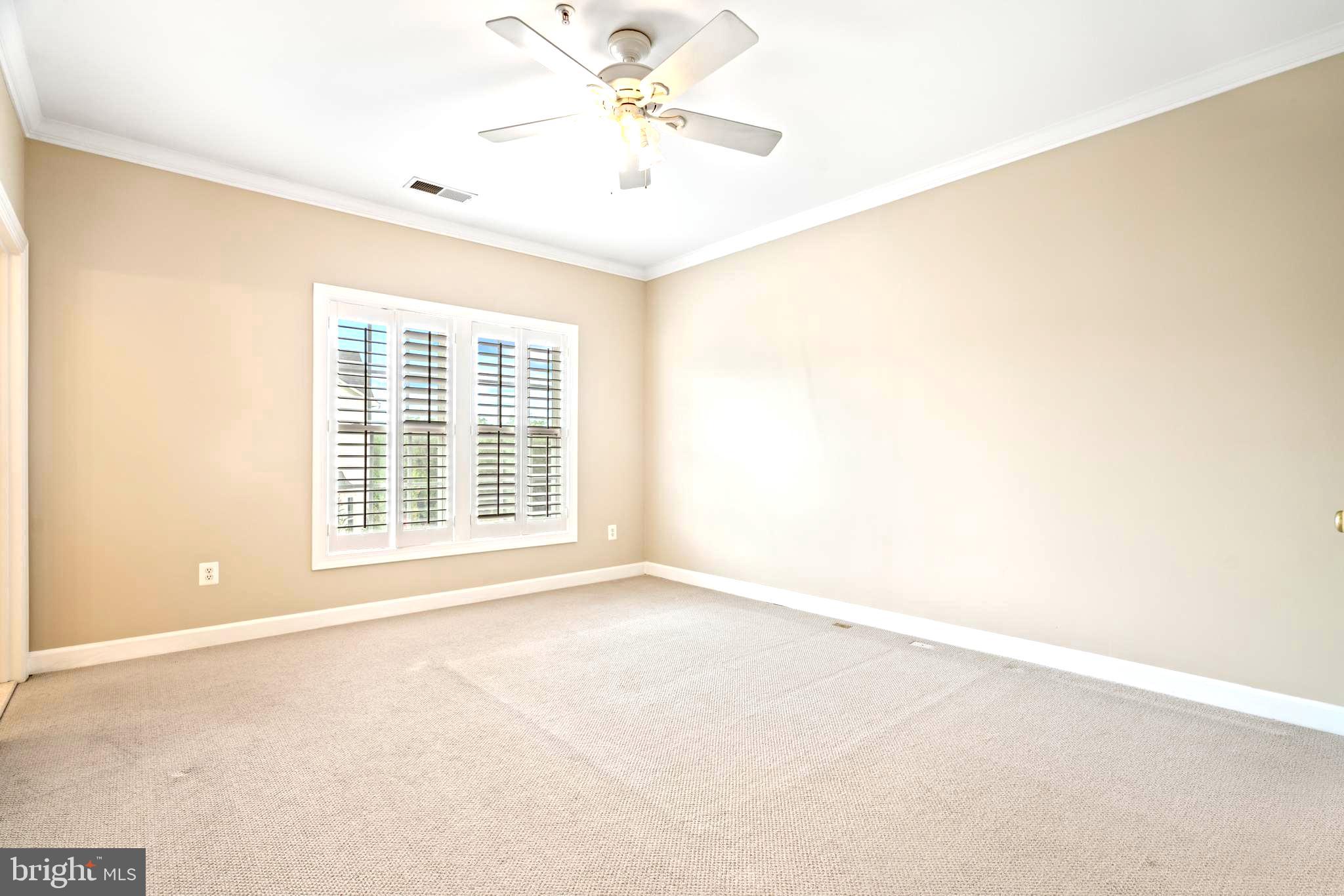 LAKELANDS - Residential