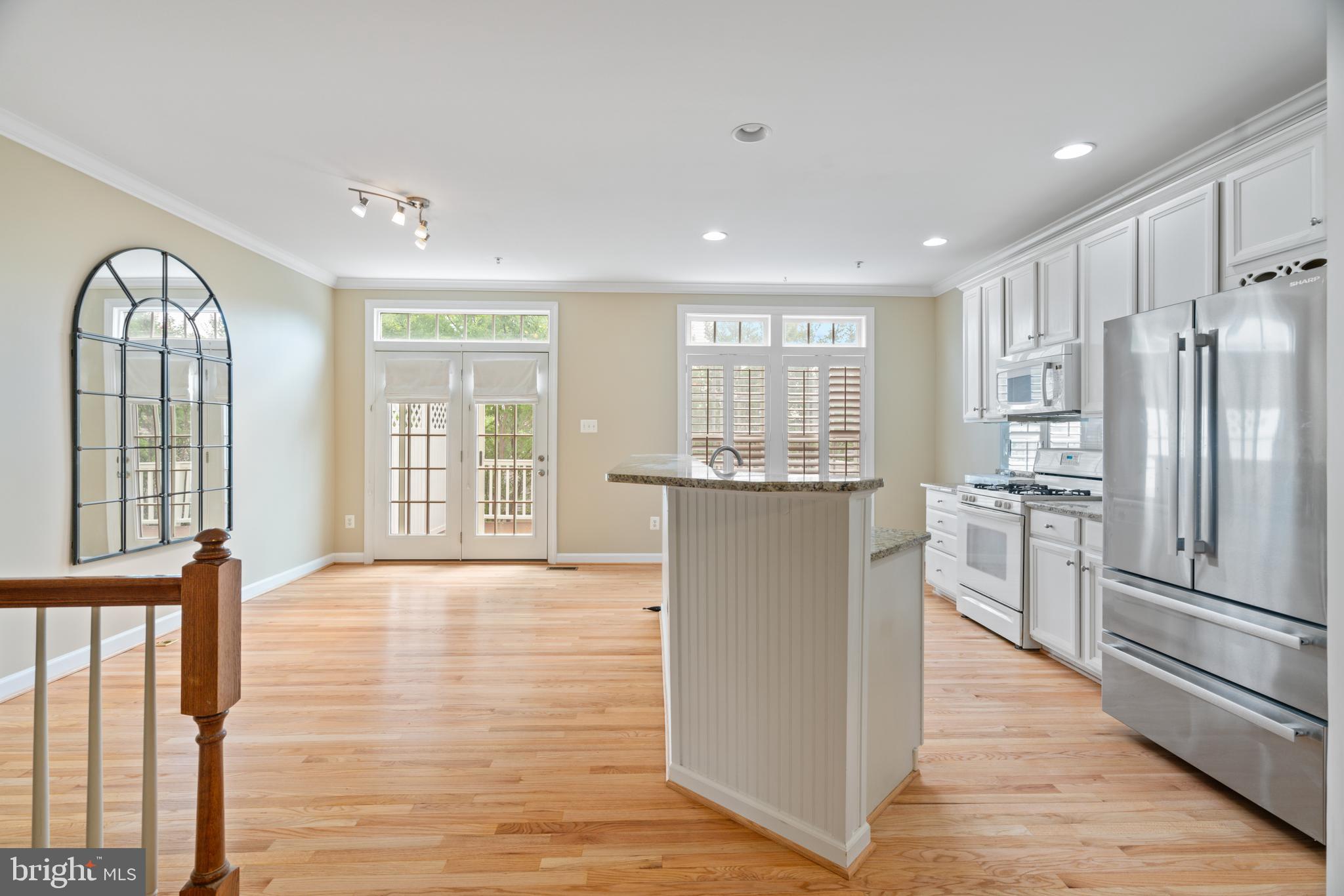 LAKELANDS - Residential