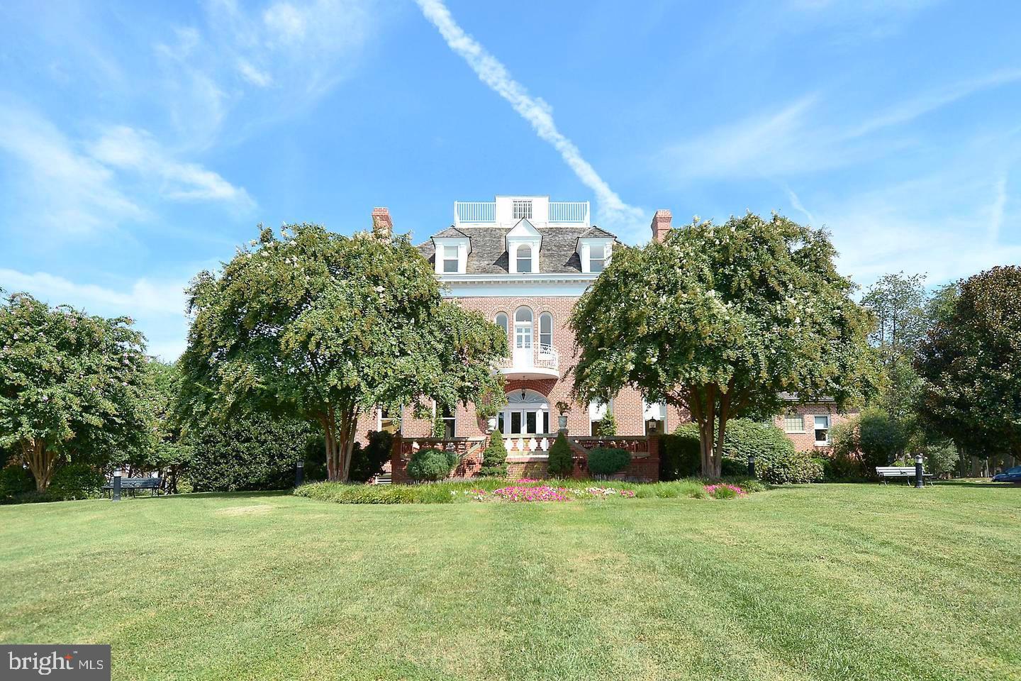 LAKELANDS - Residential