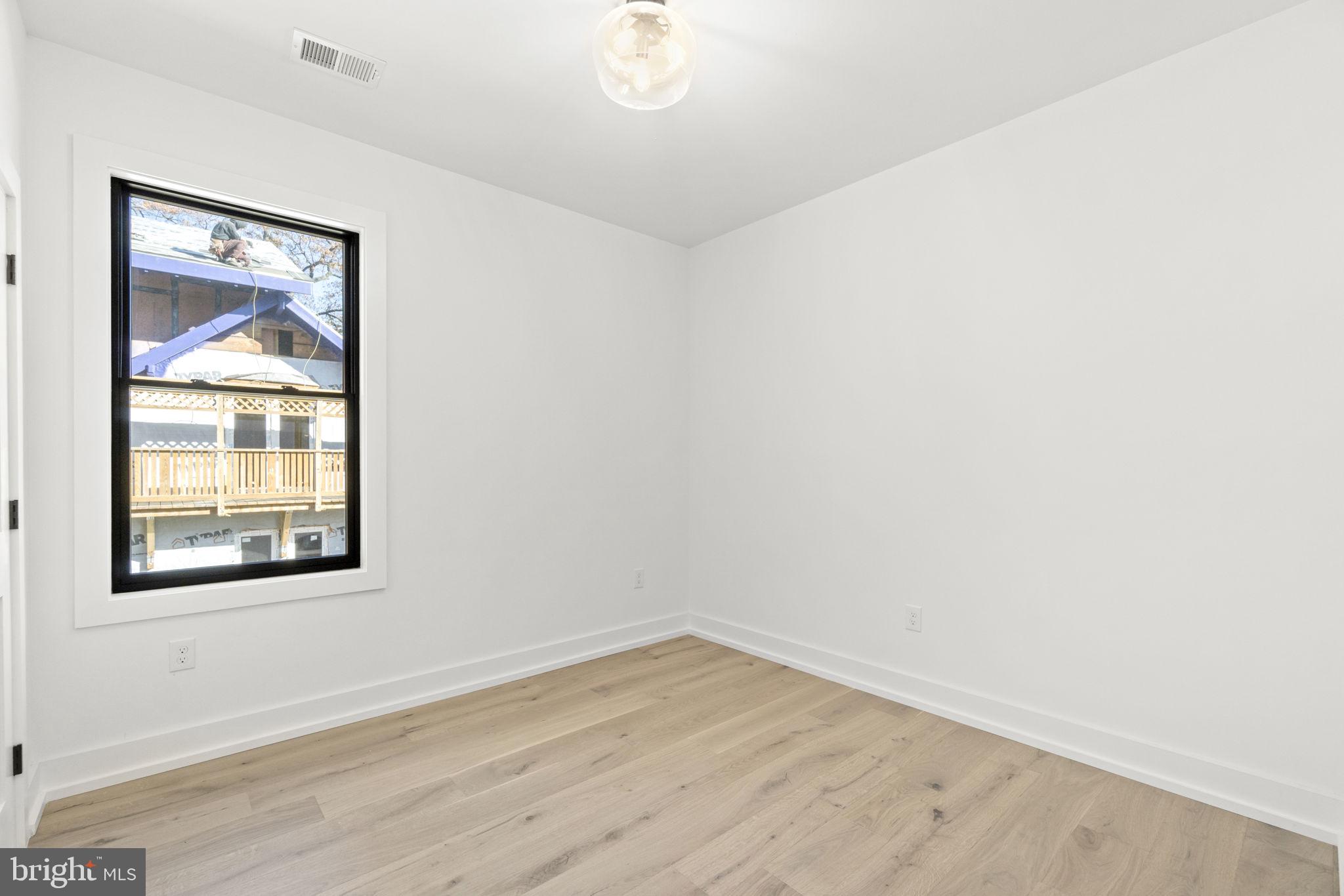 TAKOMA PARK - Residential