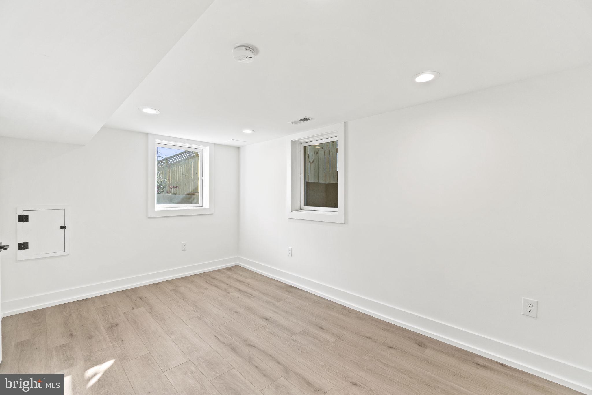 TAKOMA PARK - Residential