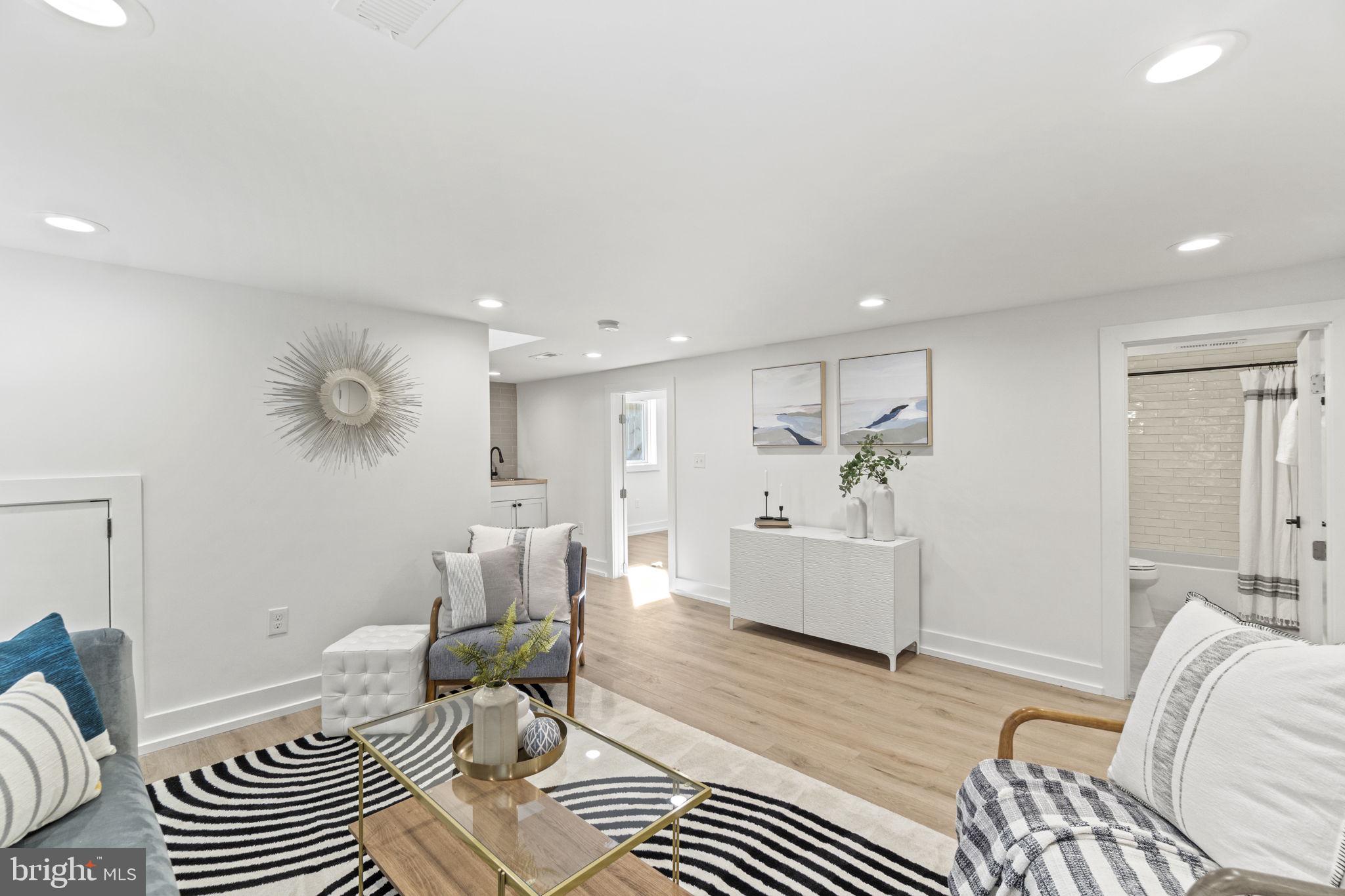 TAKOMA PARK - Residential