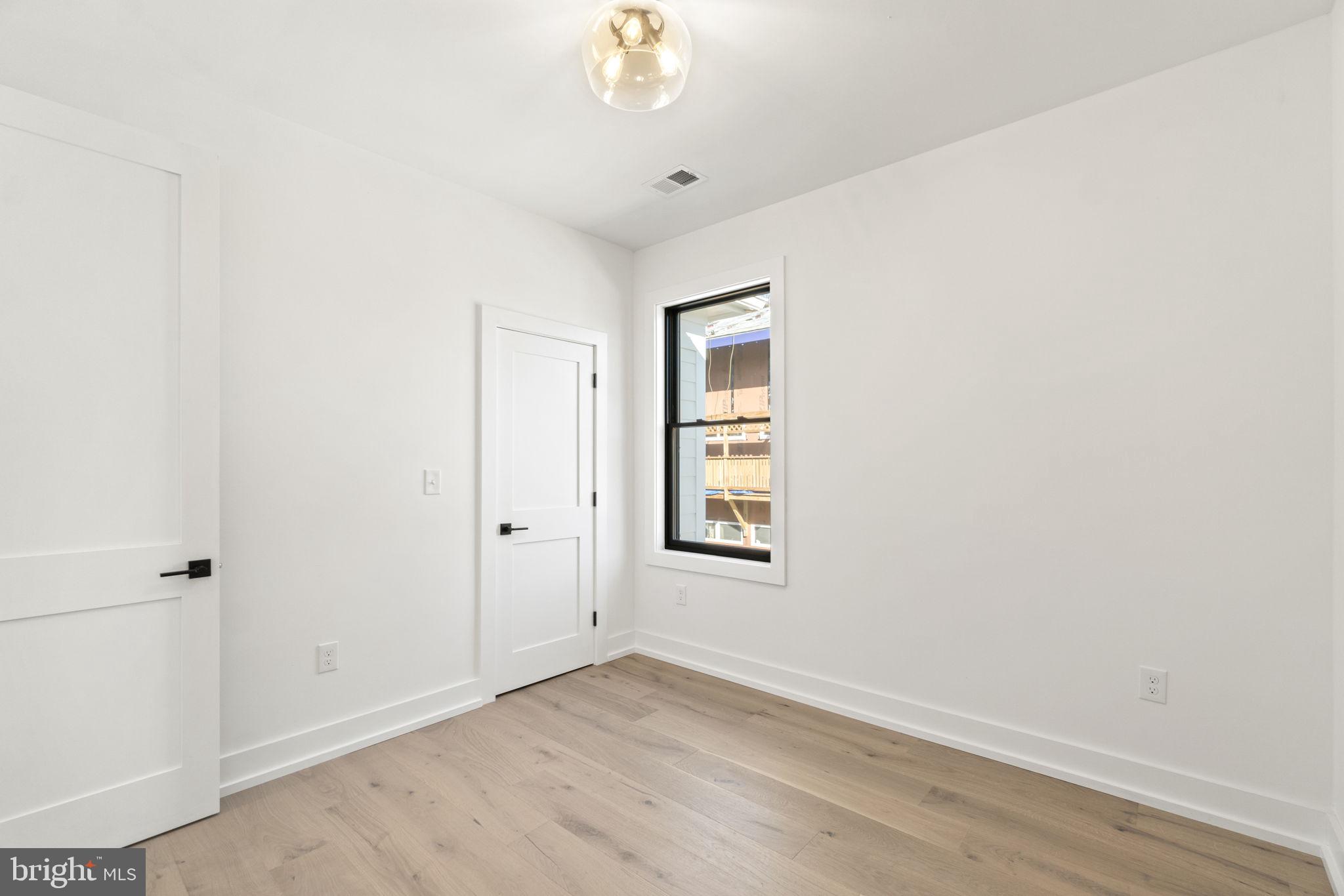 TAKOMA PARK - Residential