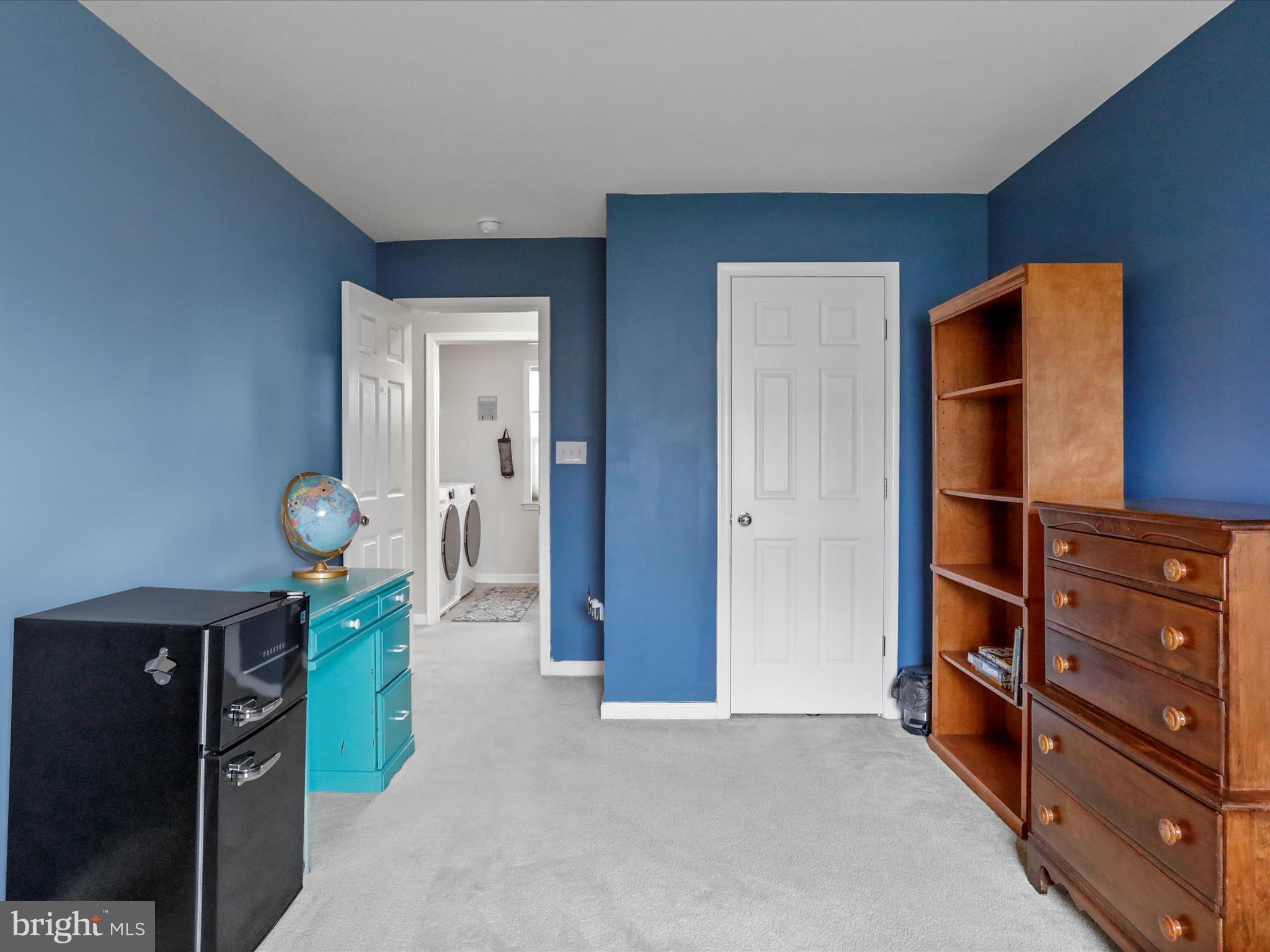 MEADOWS EDGE - Residential