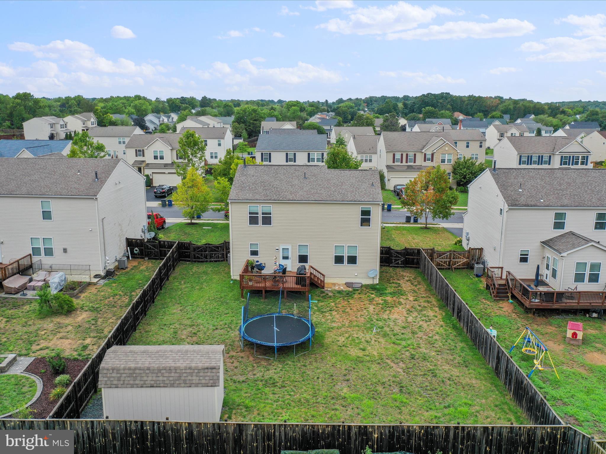 MEADOWS EDGE - Residential