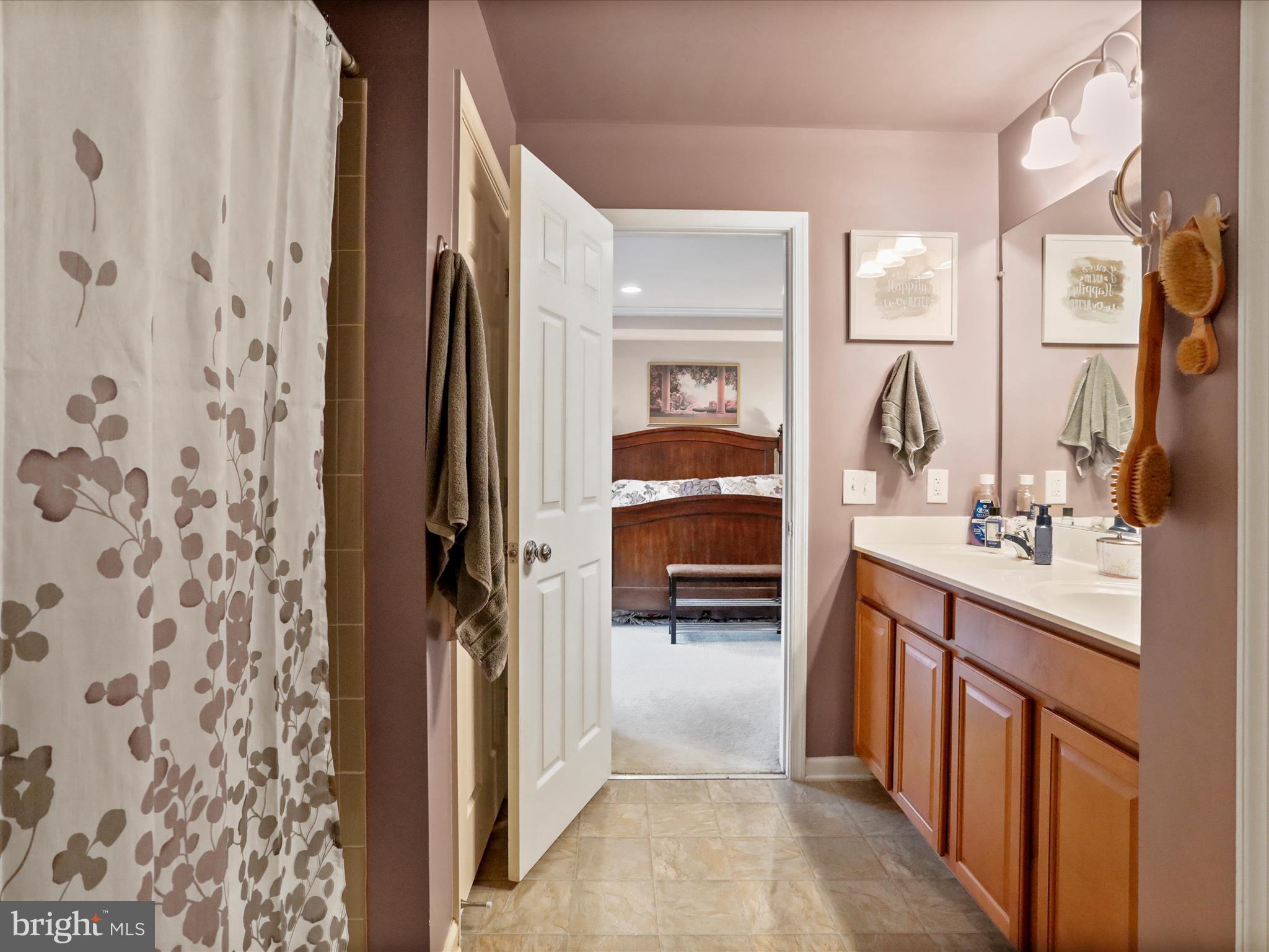 MEADOWS EDGE - Residential