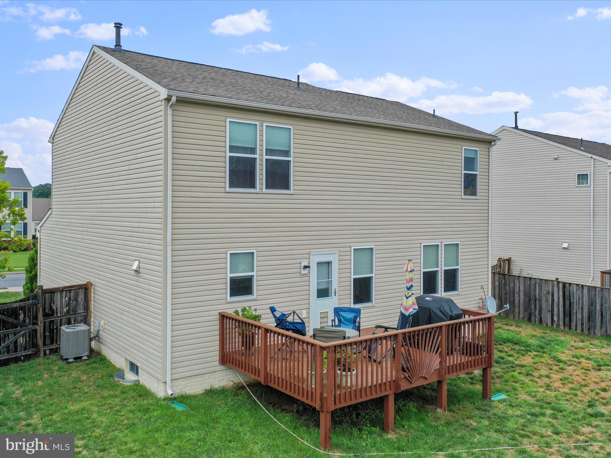 MEADOWS EDGE - Residential