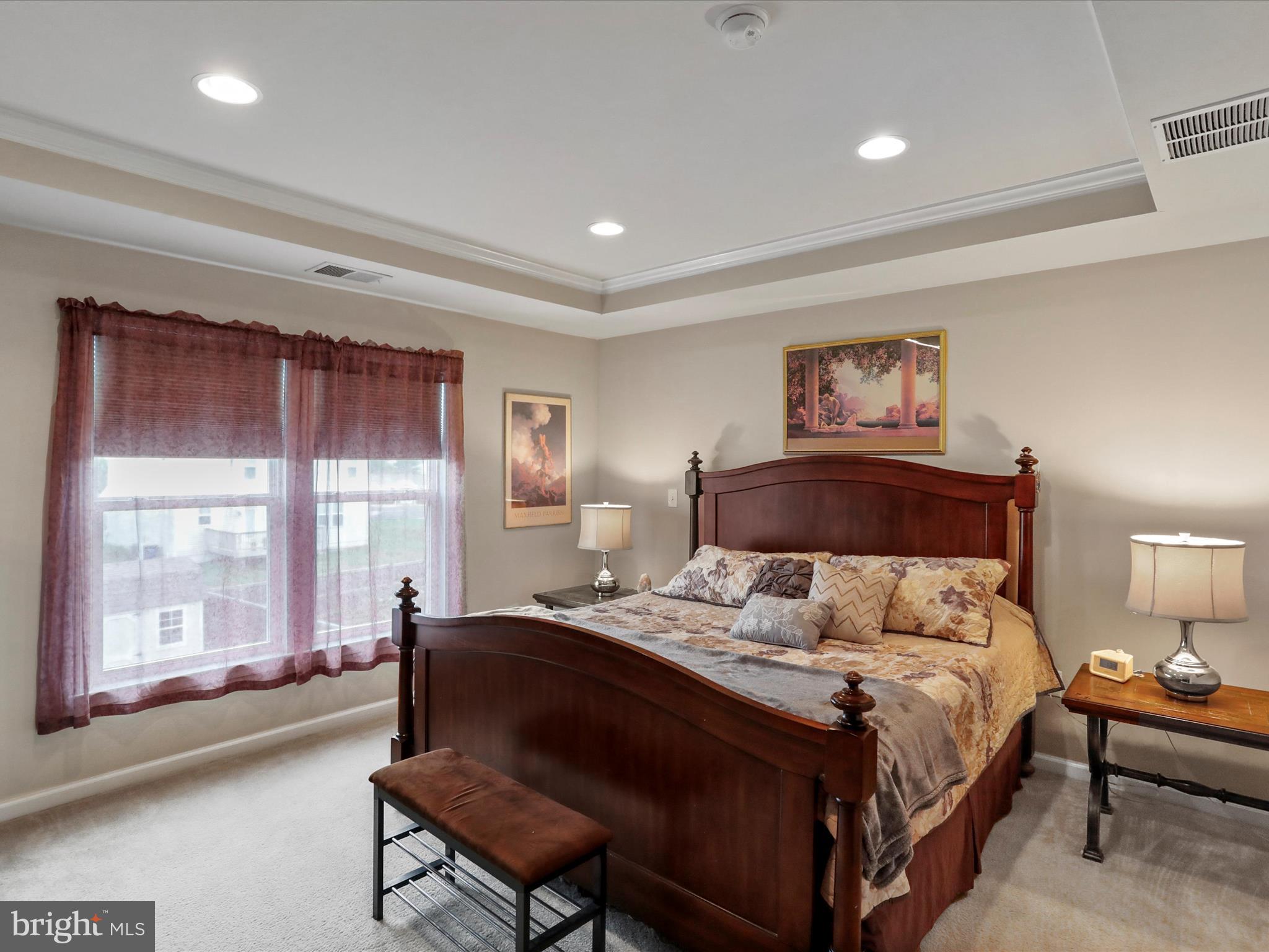 MEADOWS EDGE - Residential