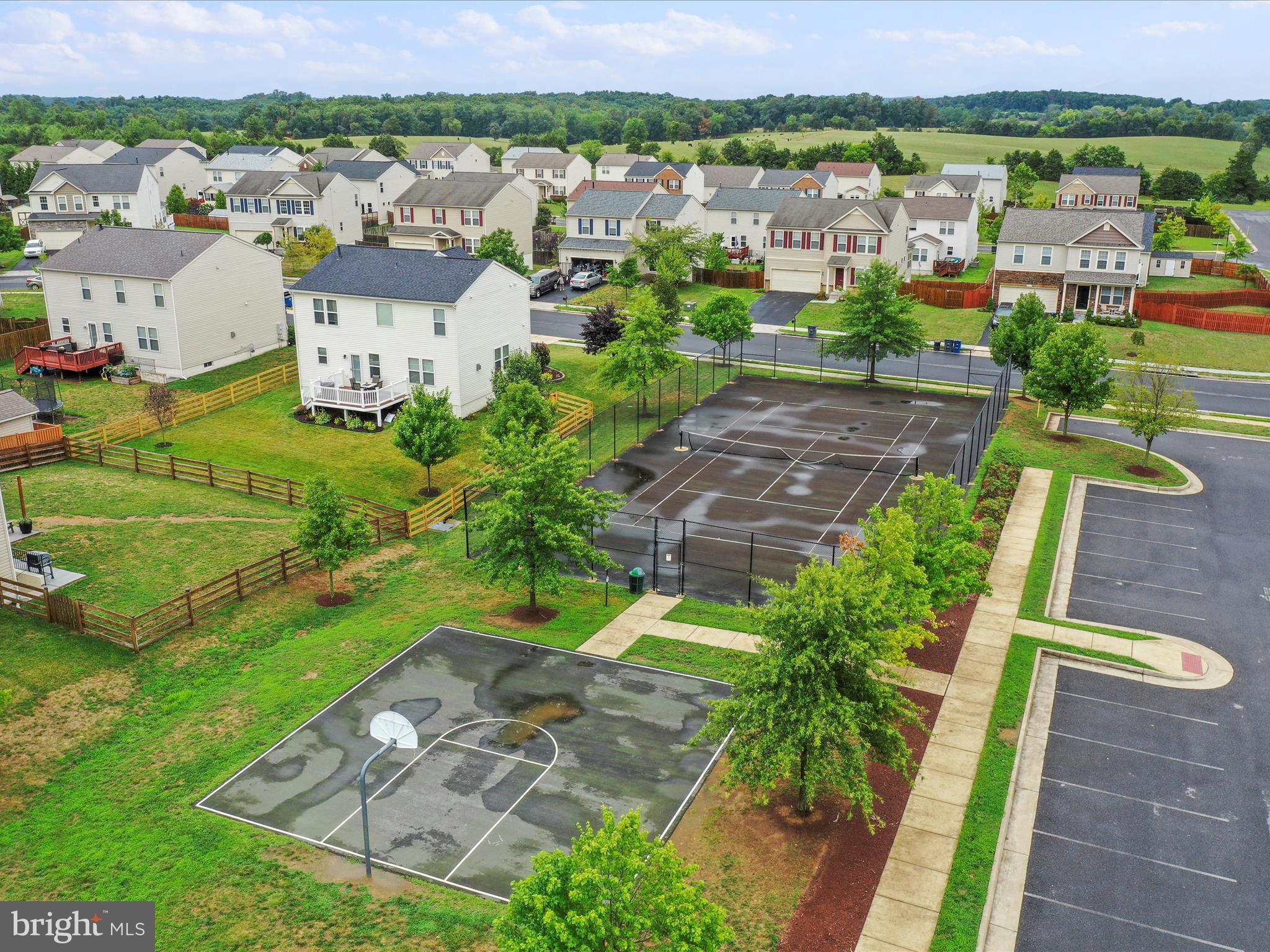 MEADOWS EDGE - Residential