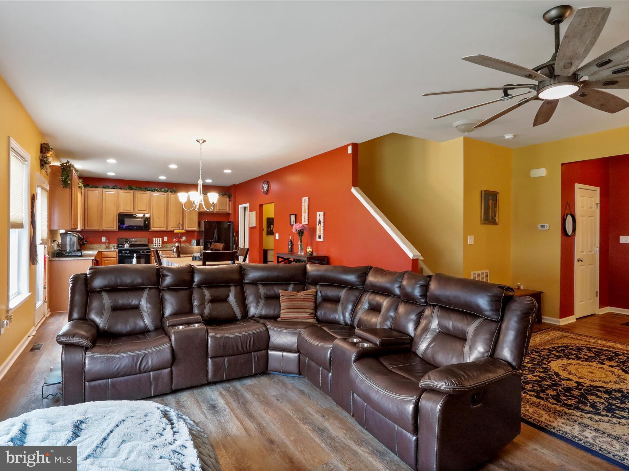 MEADOWS EDGE - Residential