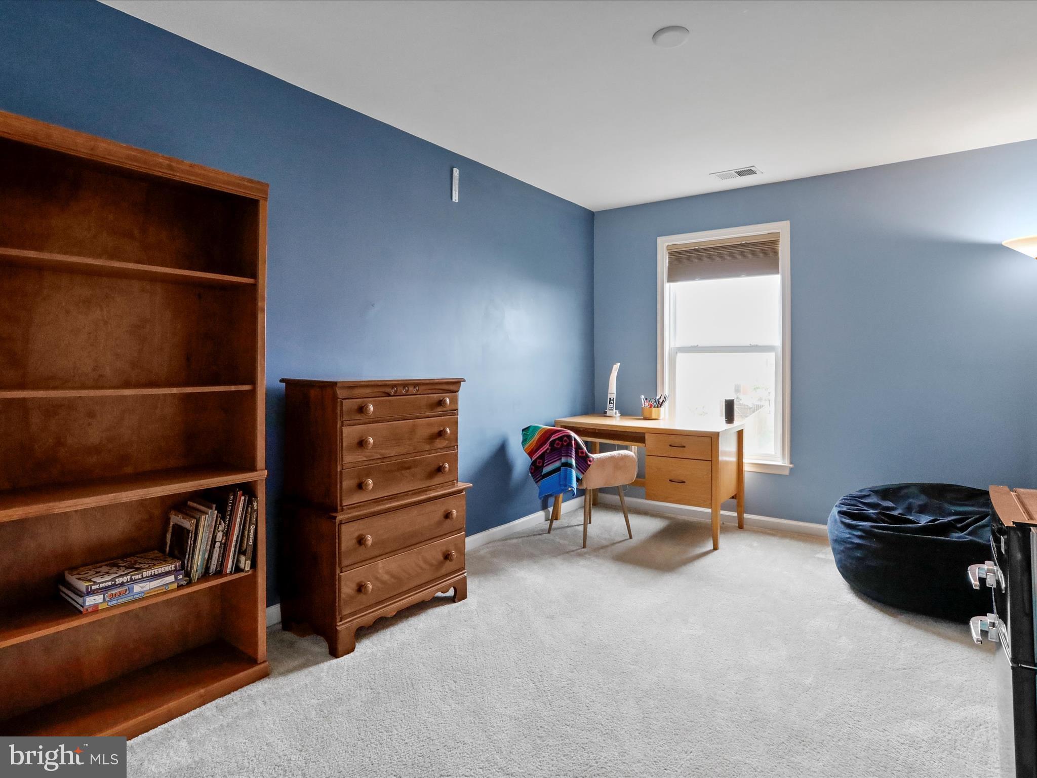 MEADOWS EDGE - Residential