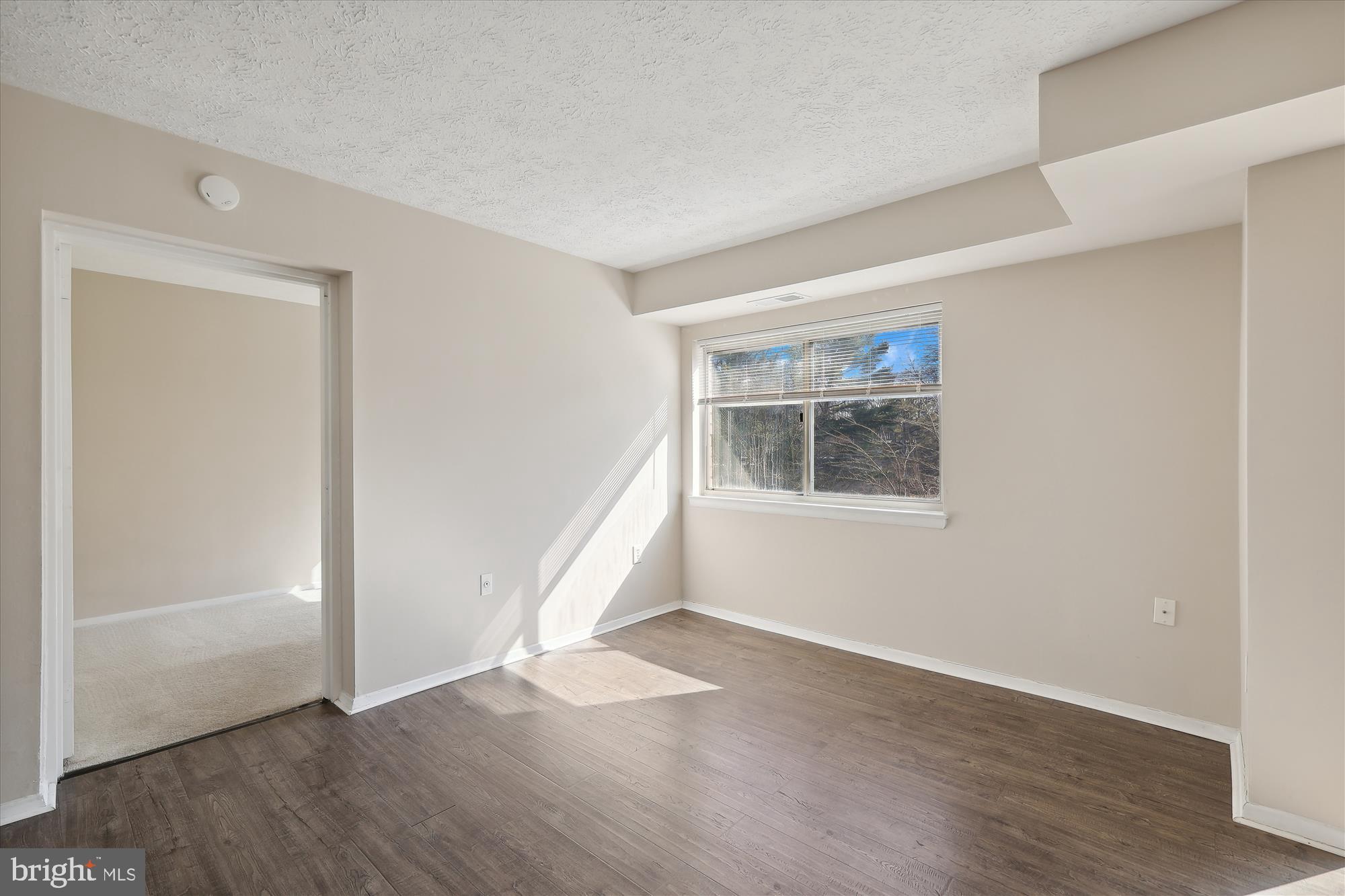 BETHESDA PARK - Residential Lease